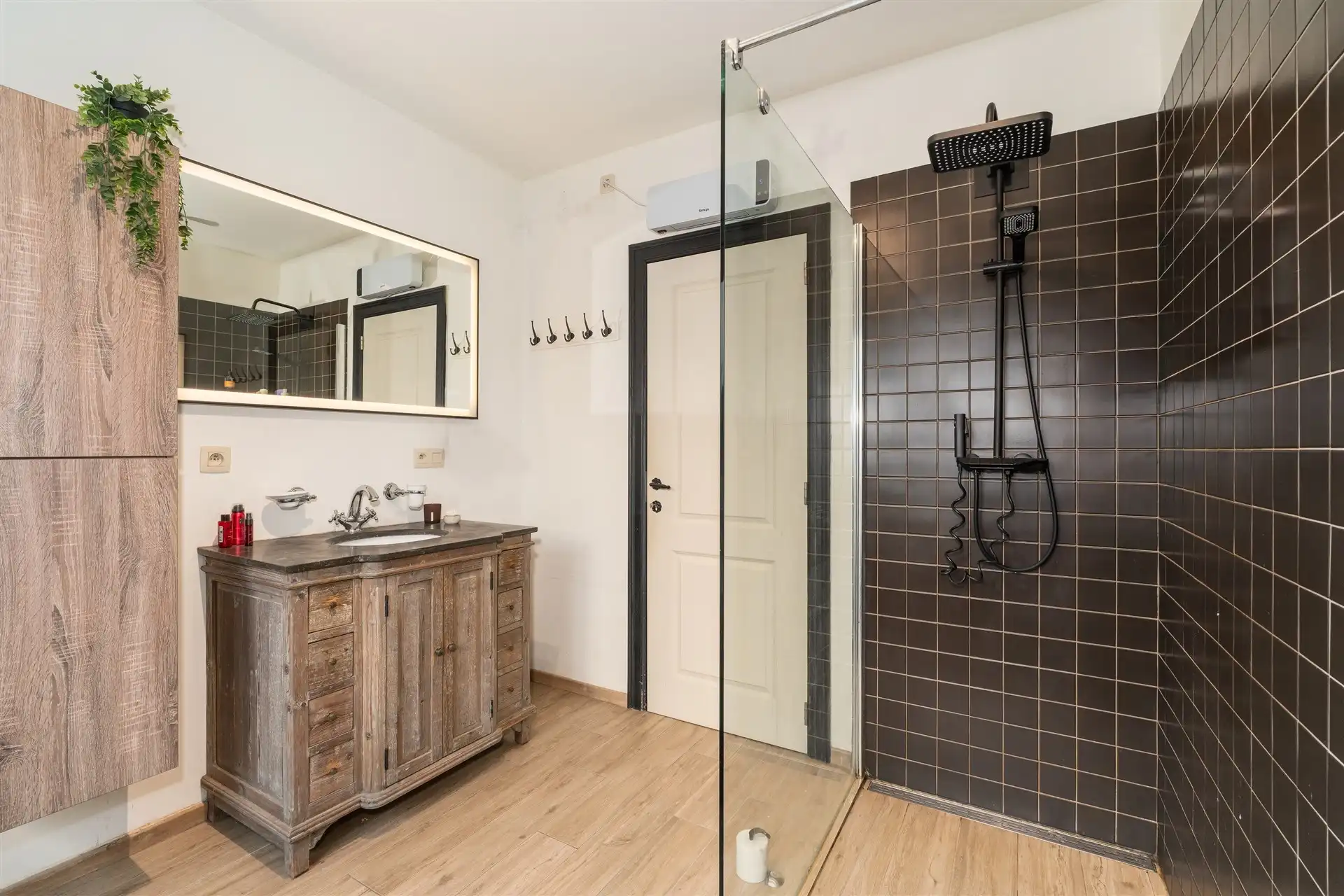 Toffe woning te Sint-Lievens-Houtem  foto 10