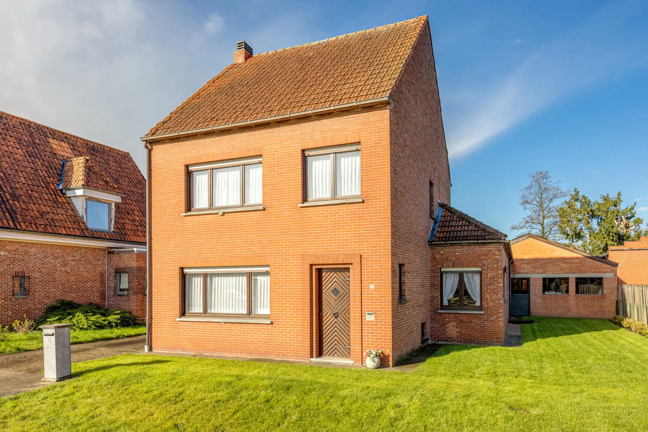 Hoofdfoto van de publicatie: Vrijstaande woning op ruim perceel (1.127 m²) nabij centrum Beerse & Merksplas