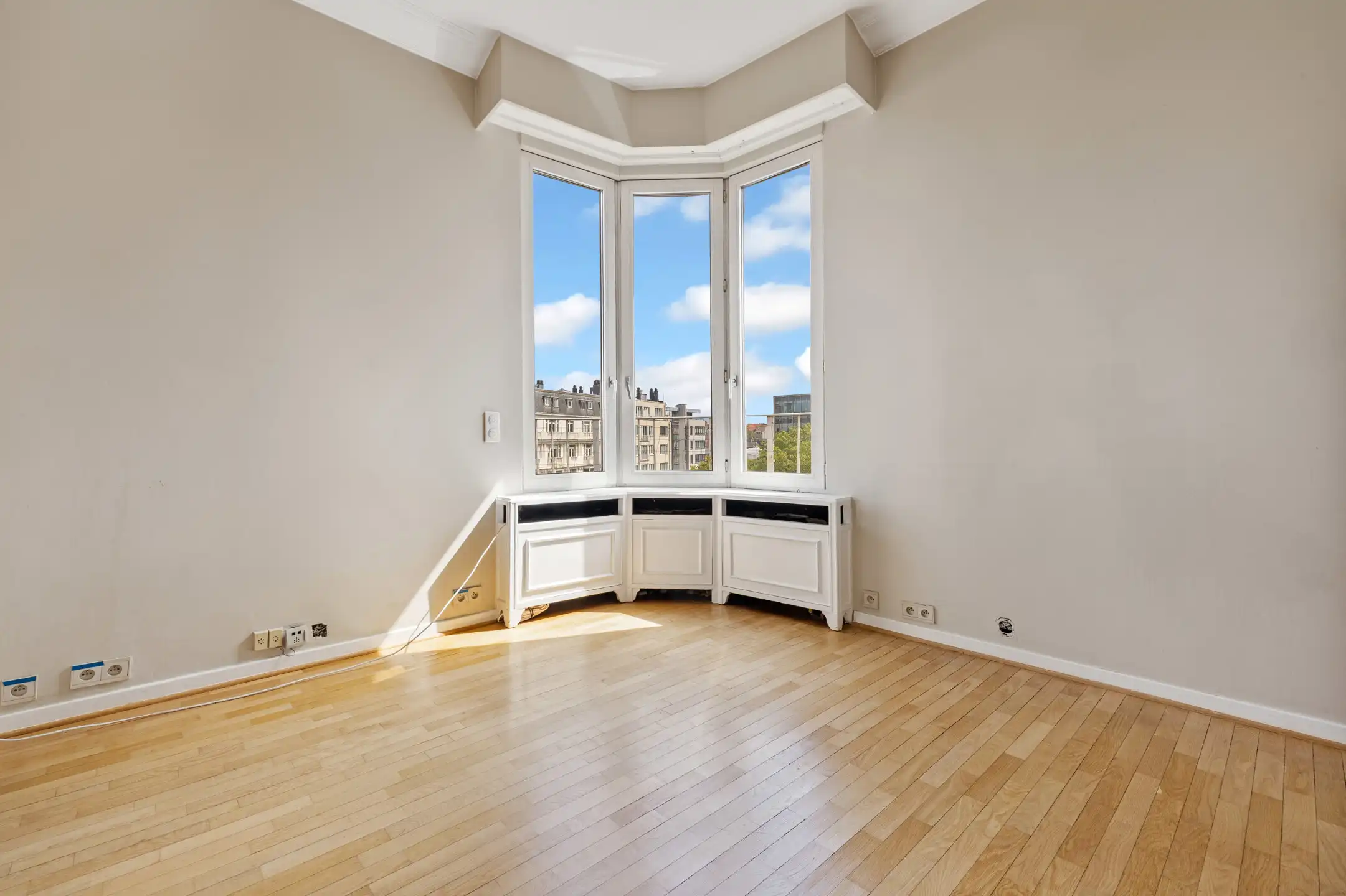 Appartement met 4 slaapkamers aan de Louizalaan foto 10