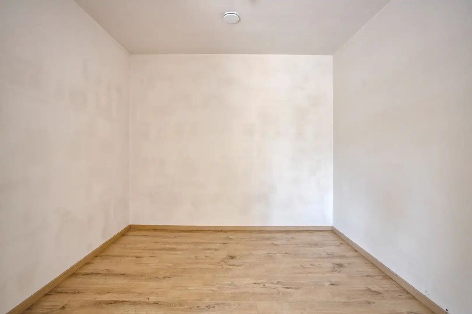 LOOP EENS BINNEN OP VRIJDAG 10 APRIL: RUIME NIEUWBOUWWONING - 6% BTW foto 22