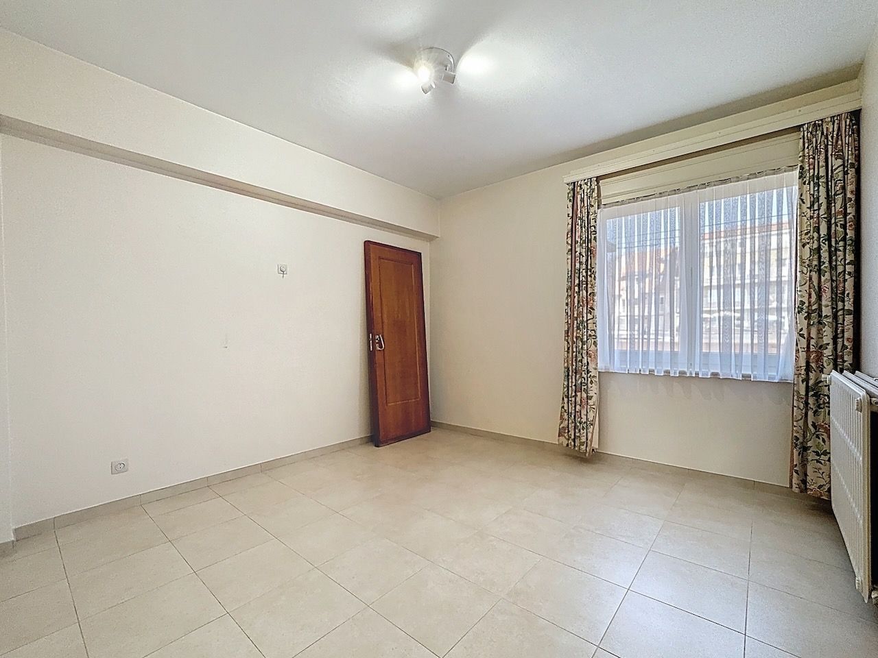 Ruim appartement, uitermate geschikt voor jaarverhuur of vaste bewoning foto 20