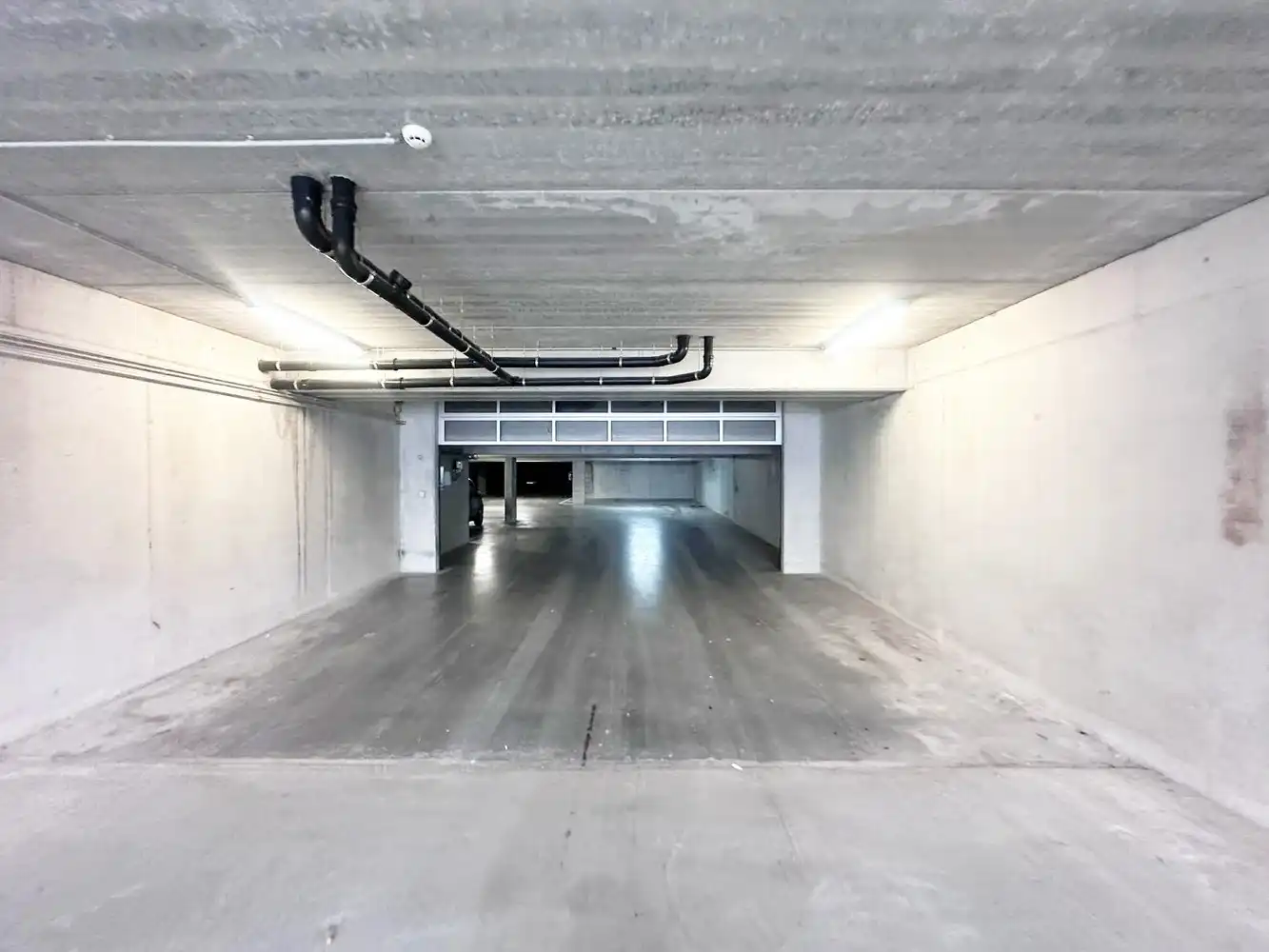 5 ONDERGRONDSE PARKINGS IN PAKKET OF AFZONDERLIJK PIER CORNEL foto 4