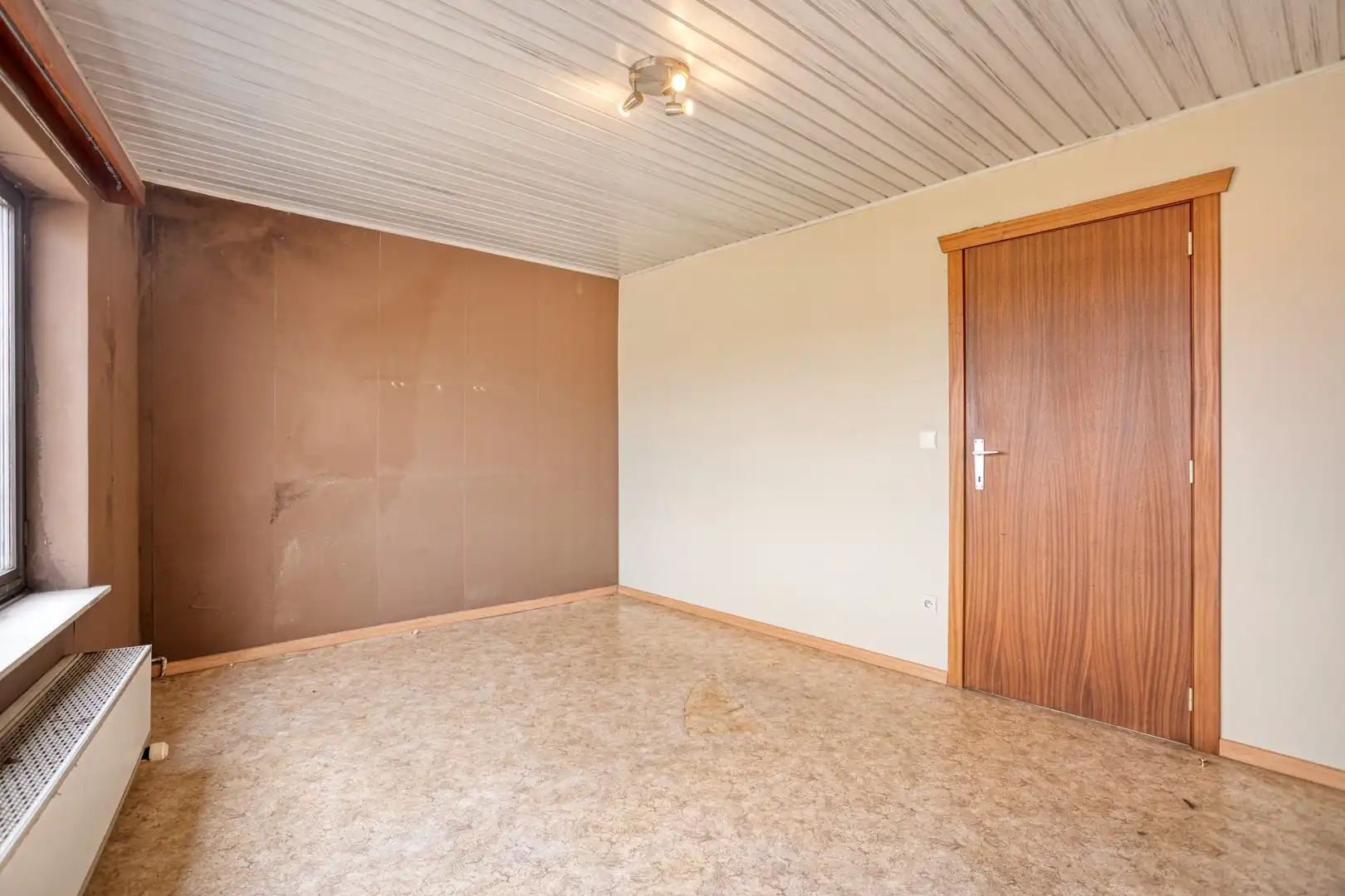 Te verbouwen opbrengsteigendom met twee vergunde appartement foto 26