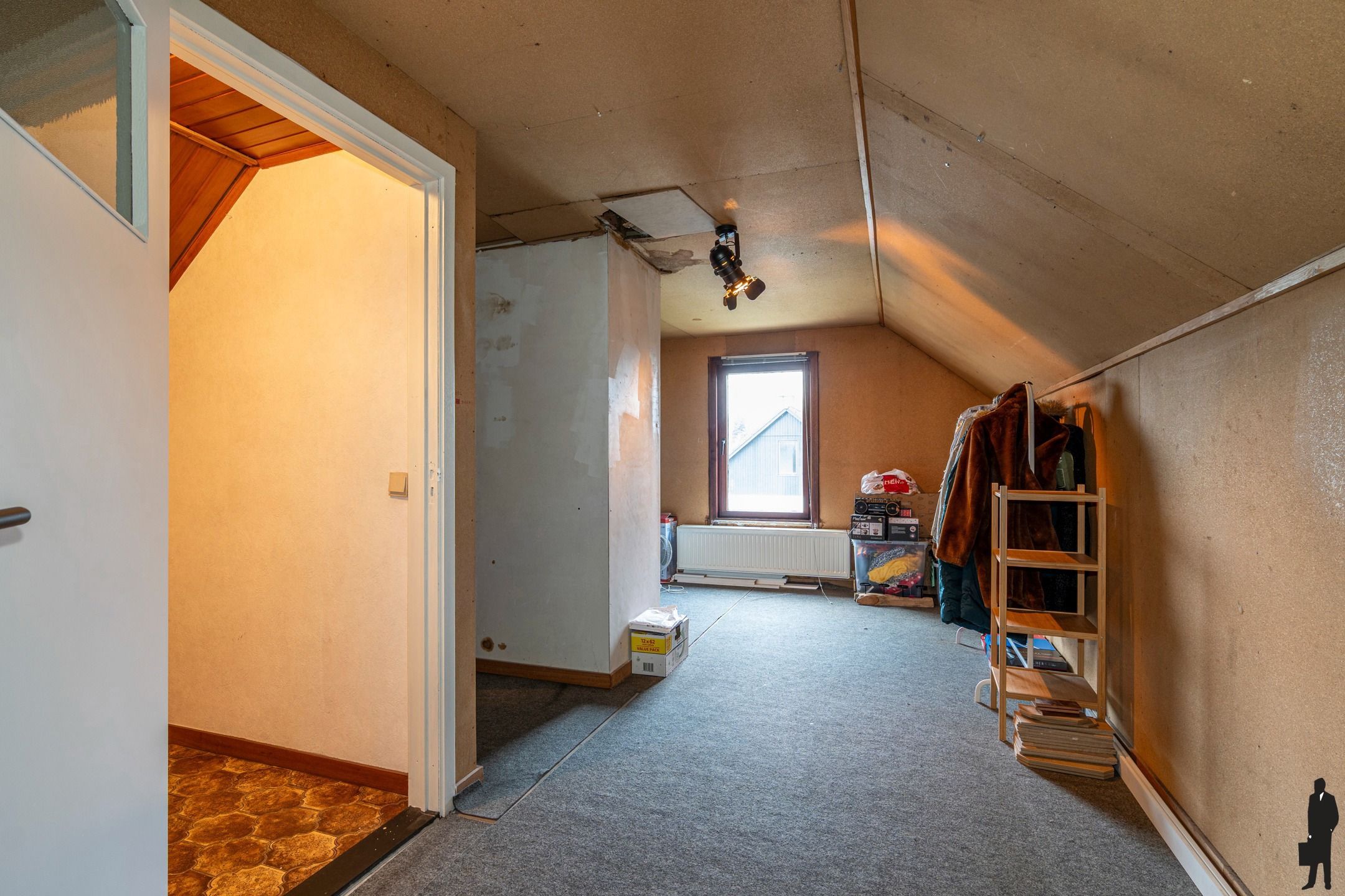 Gezinswoning met garage, tuin en 3 slaapkamers op 527 m² foto 14