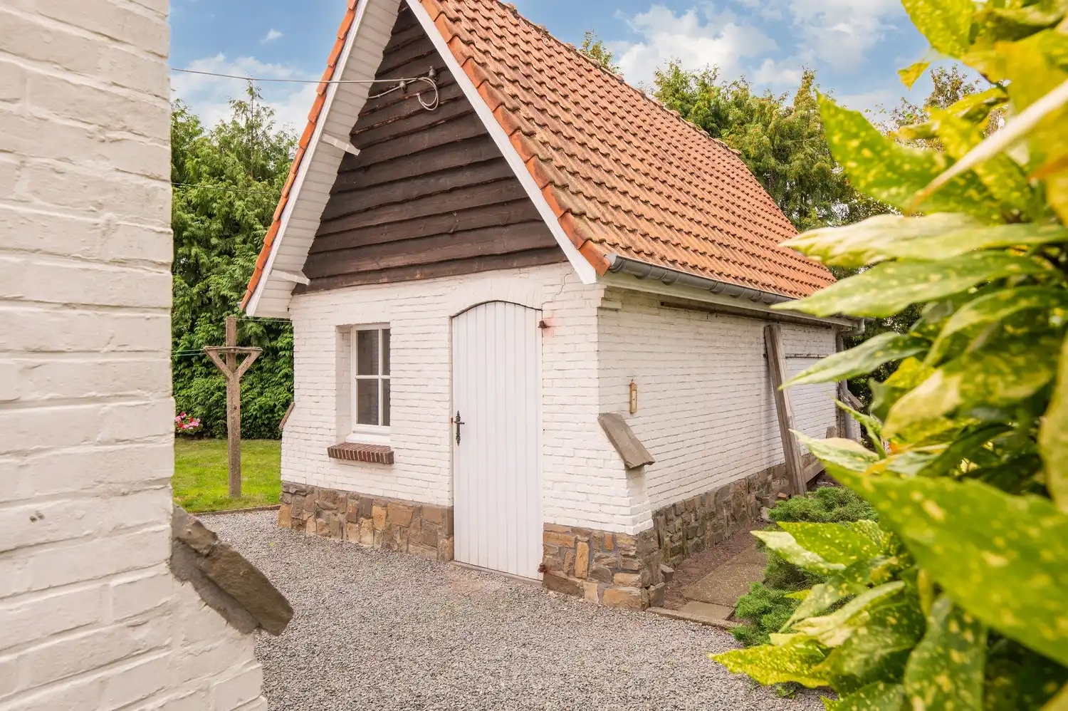 KARAKTERVOLLE WONING MET 5 SLAAPKAMERS OP 9,6 ARE OP UITSTEKENDE LOCATIE foto 22