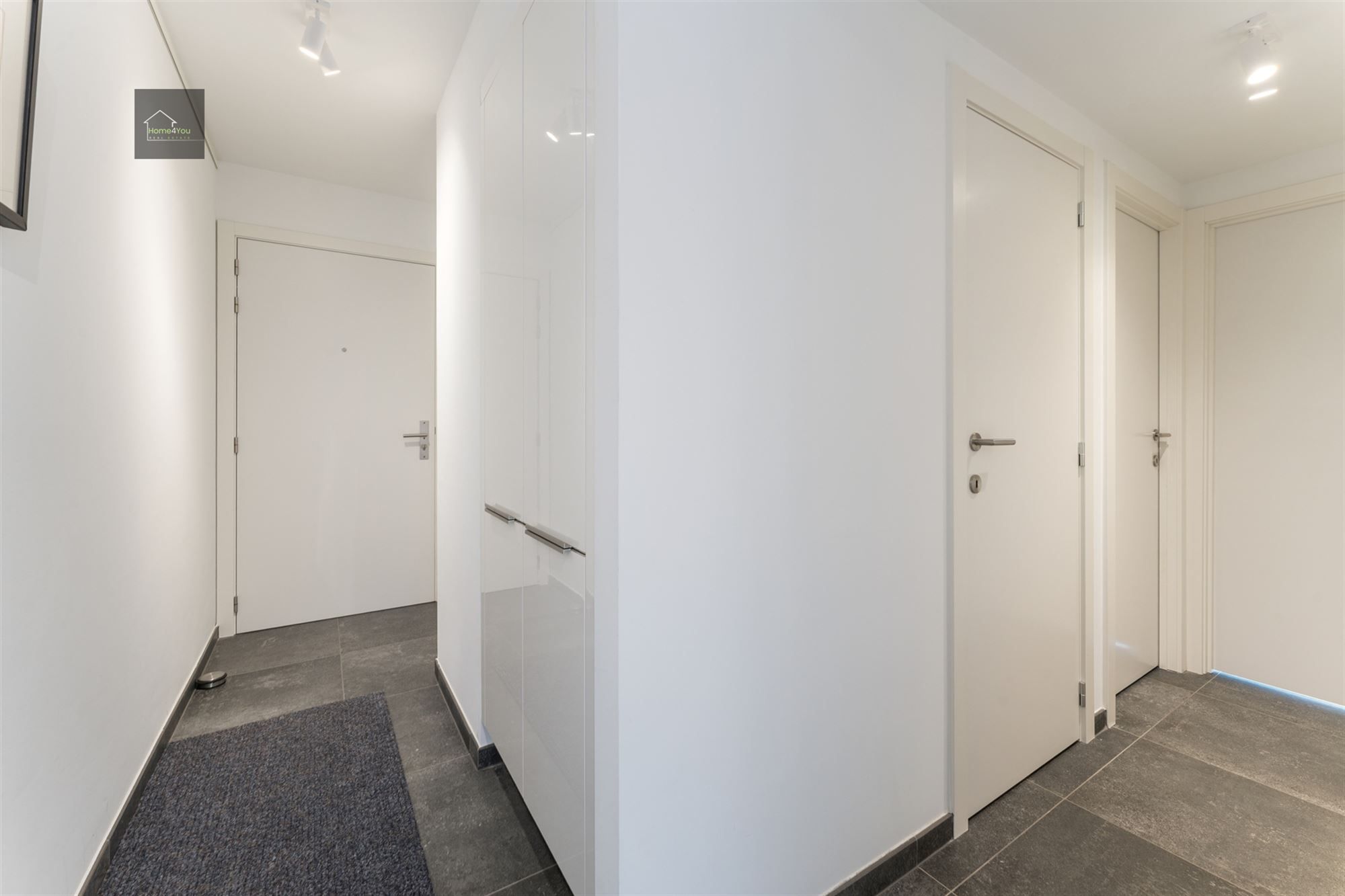 Unieke kans: recent hoekappartement met luxe afwerking & zon! foto 10