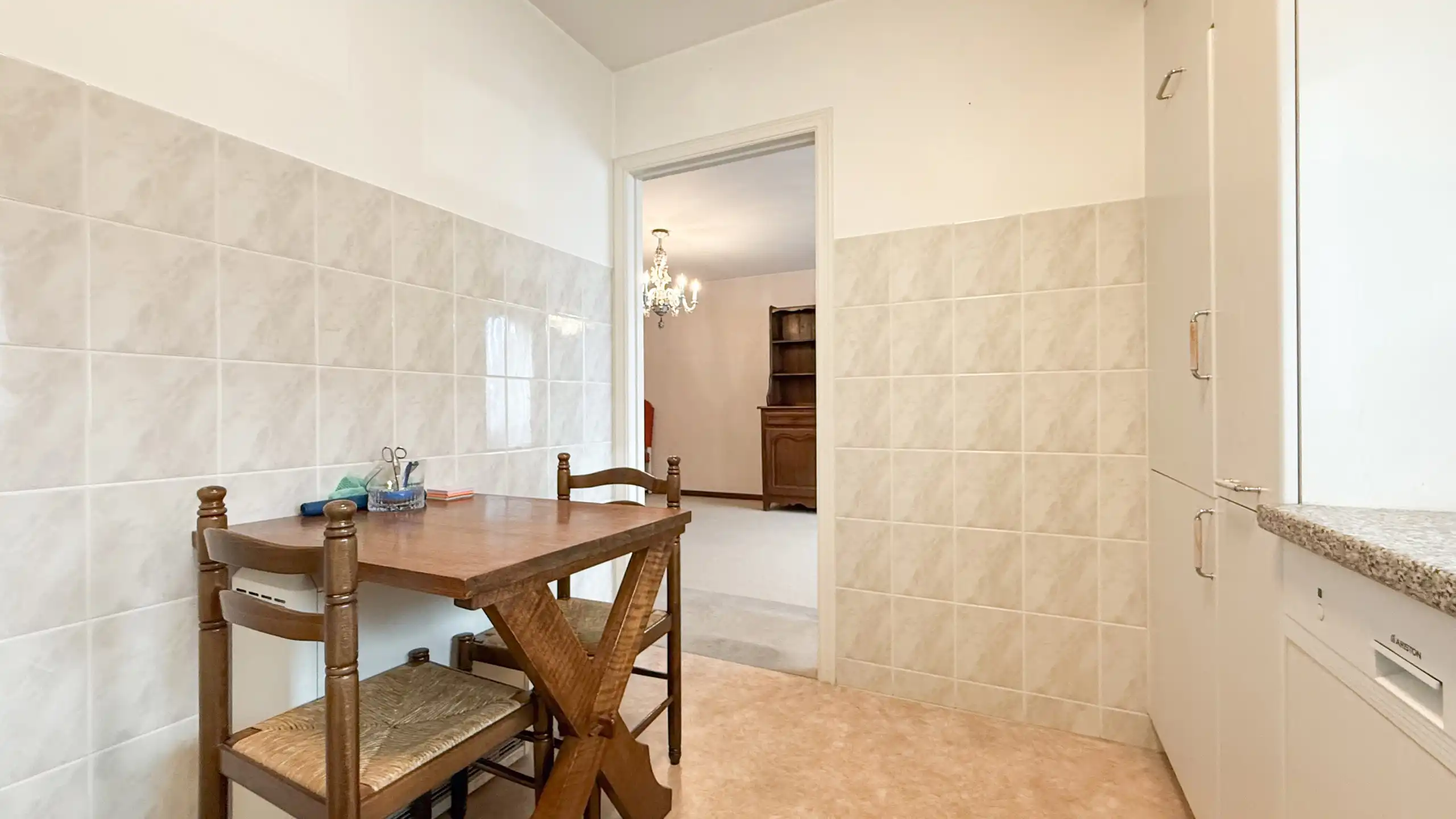 Instapklaar appartement + garagebox in het centrum v. Zolder foto 10