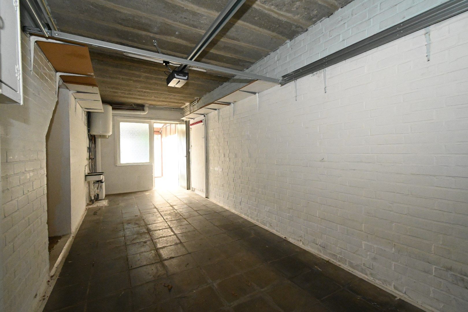 Rijwoning met garage en tuinterras gelegen rand centrum Maldegem foto 11