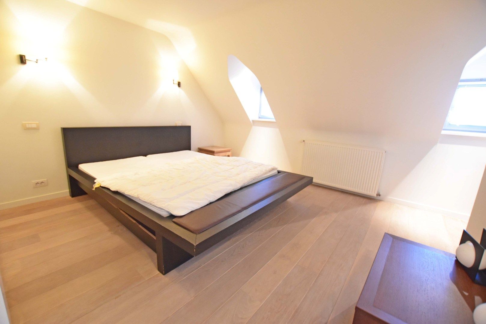 Prachtige bel-étage woning, gemeubeld, op een unieke ligging aan het Oosthoekplein met 5 slaapkamers foto 11