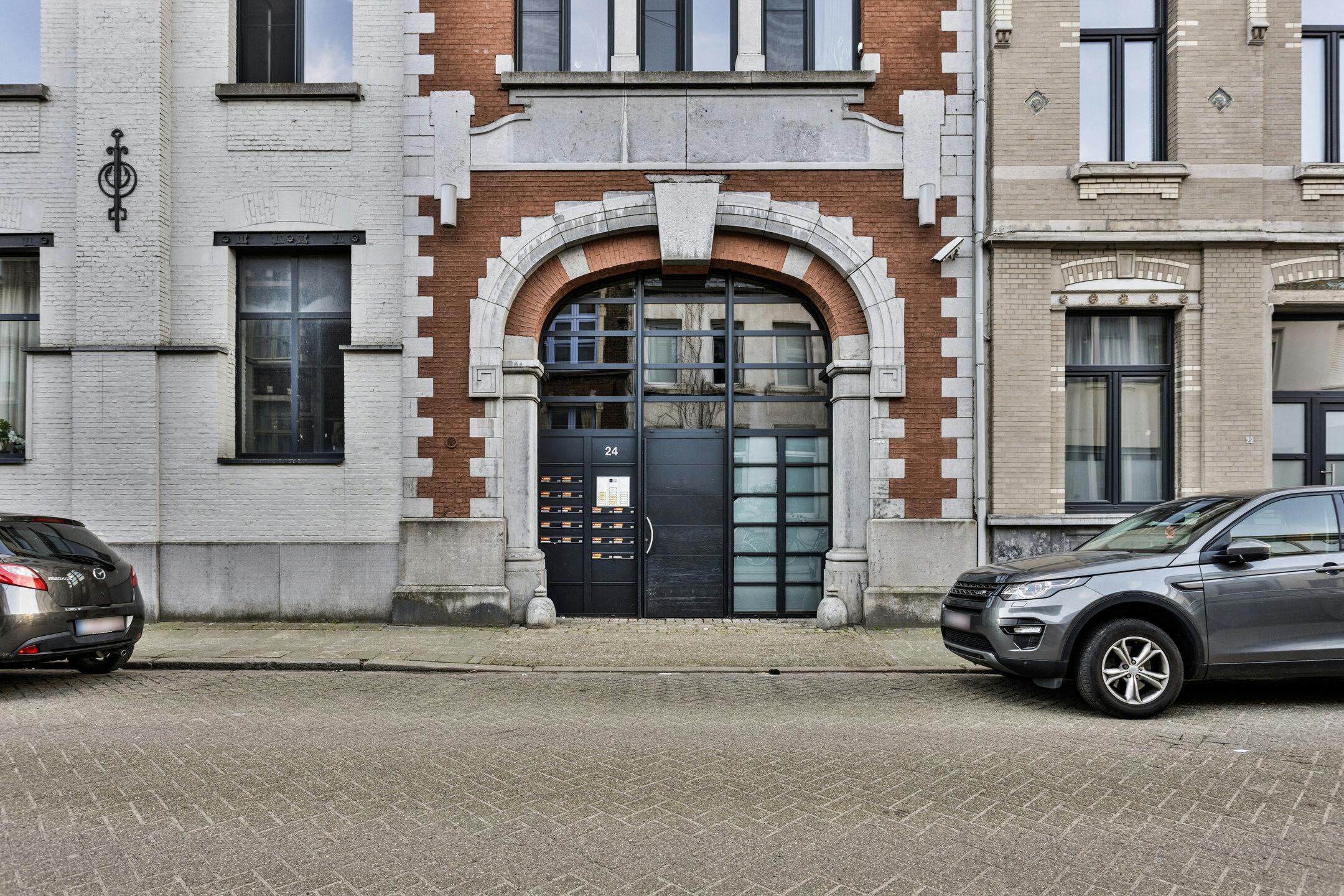 Penthouse duplex appartement met twee terrassen te koop foto 4