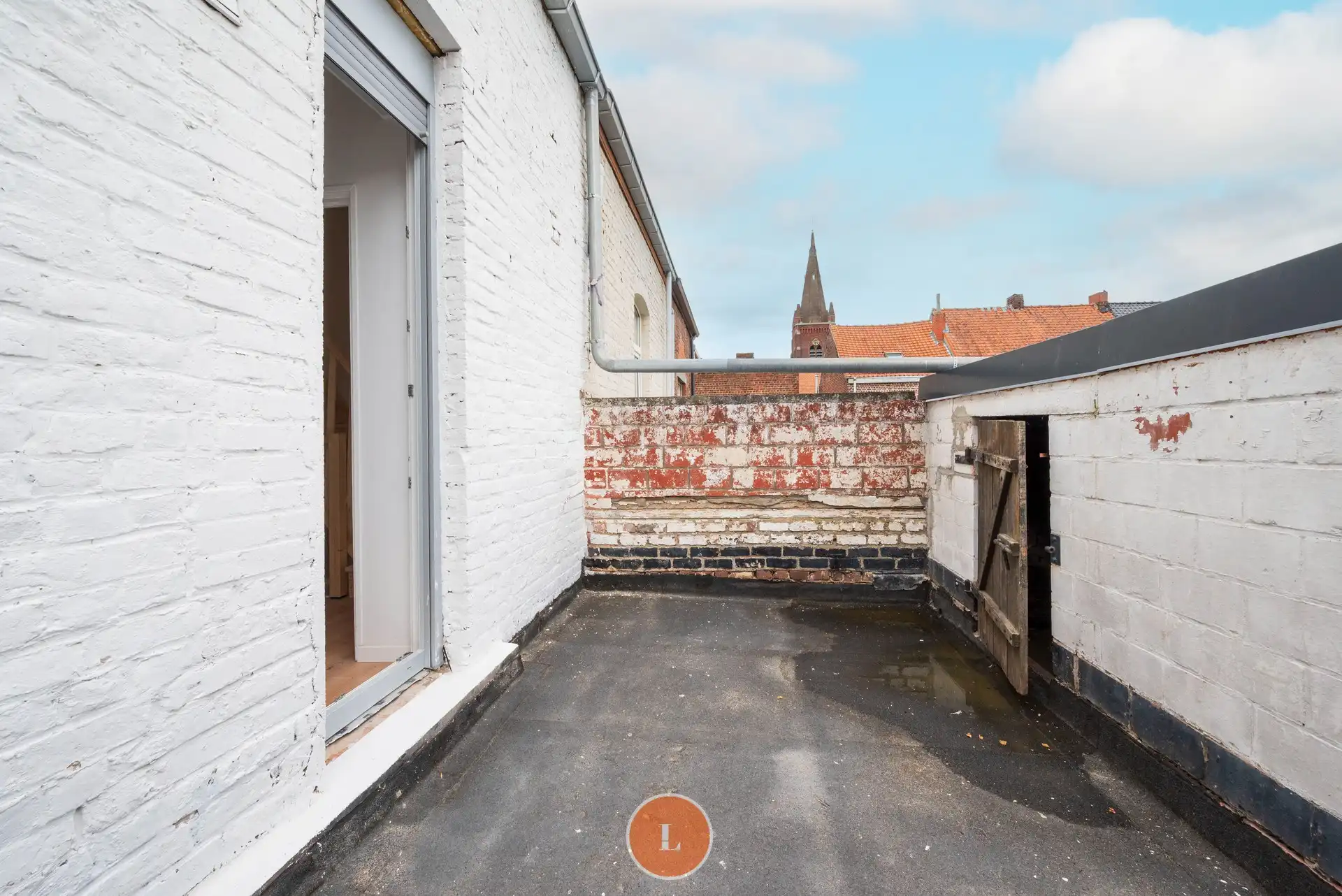 Instapklare, volledig gerenoveerde woning met 4 slaapkamers en 2 badkamers. foto 10