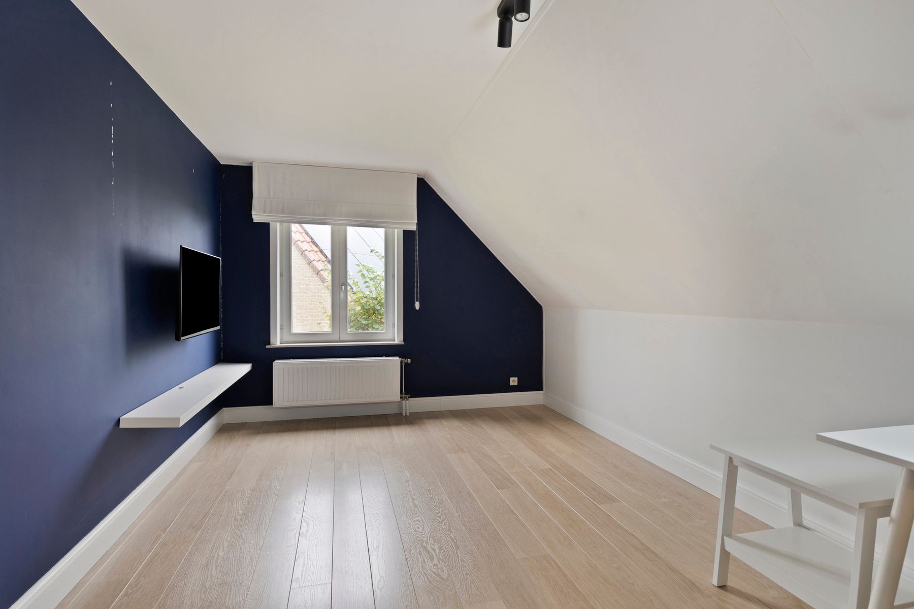 Charmante woning met 3 slaapkamers foto 25