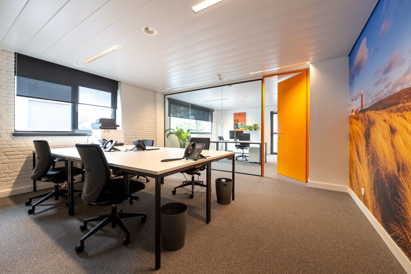 Compleet uitgeruste kantoorruimtes op de Brechtsebaan! foto 12