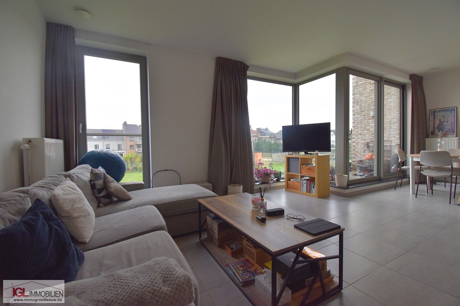 Appartement met 2 kamers en autostaanplaats foto 3