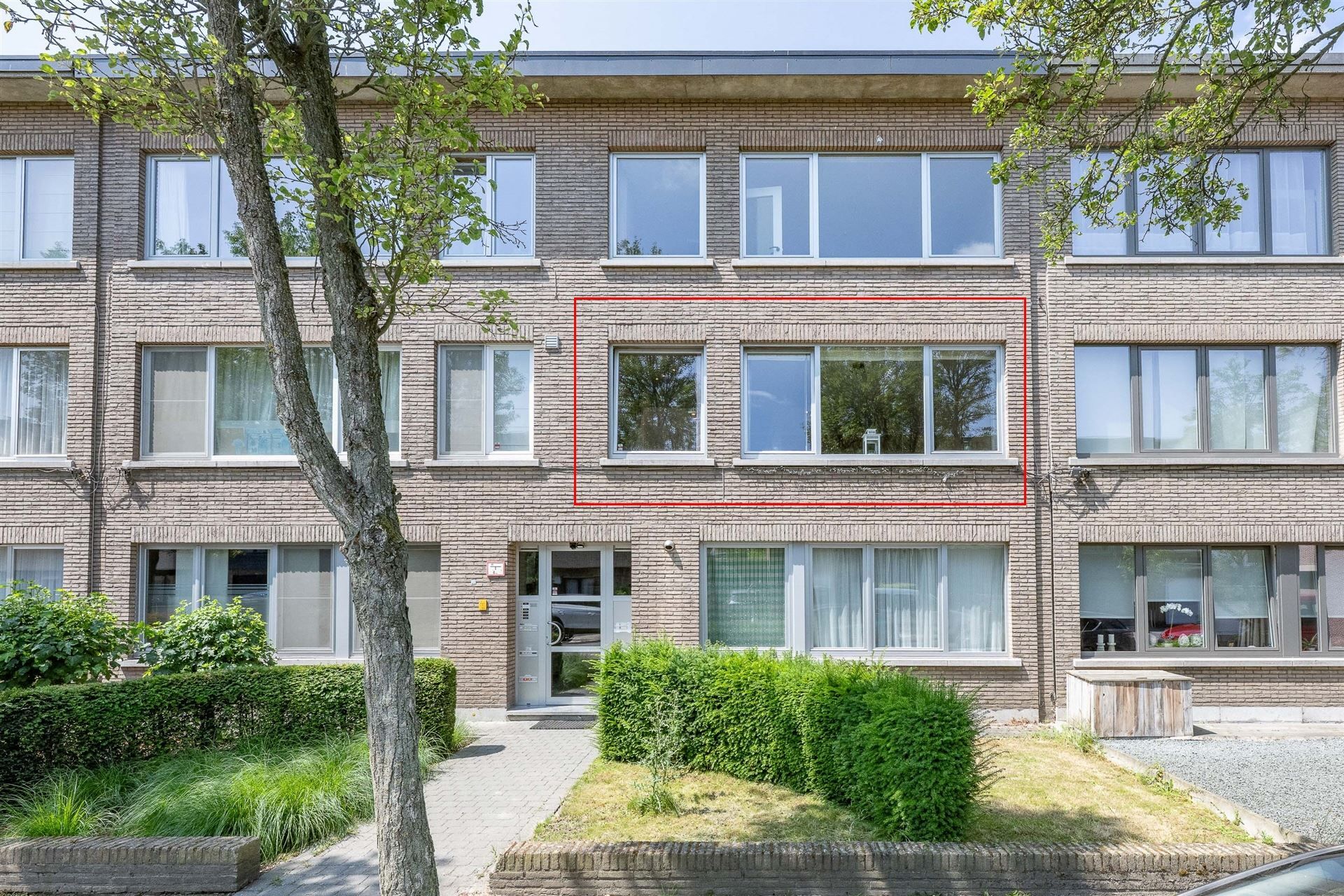 Appartement foto {{pictureIndex}}