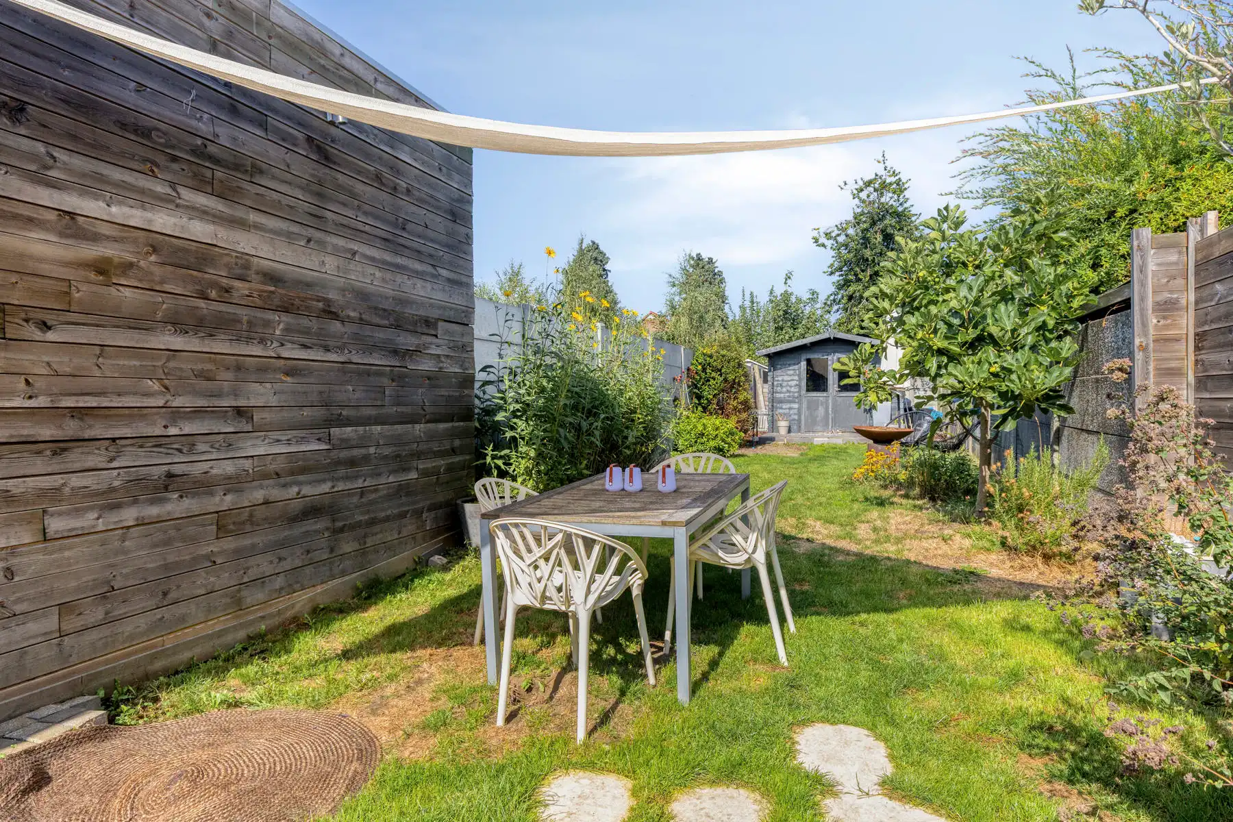 Instapklare woning met gezellige tuin en terras in het centrum van Opwijk! foto 26