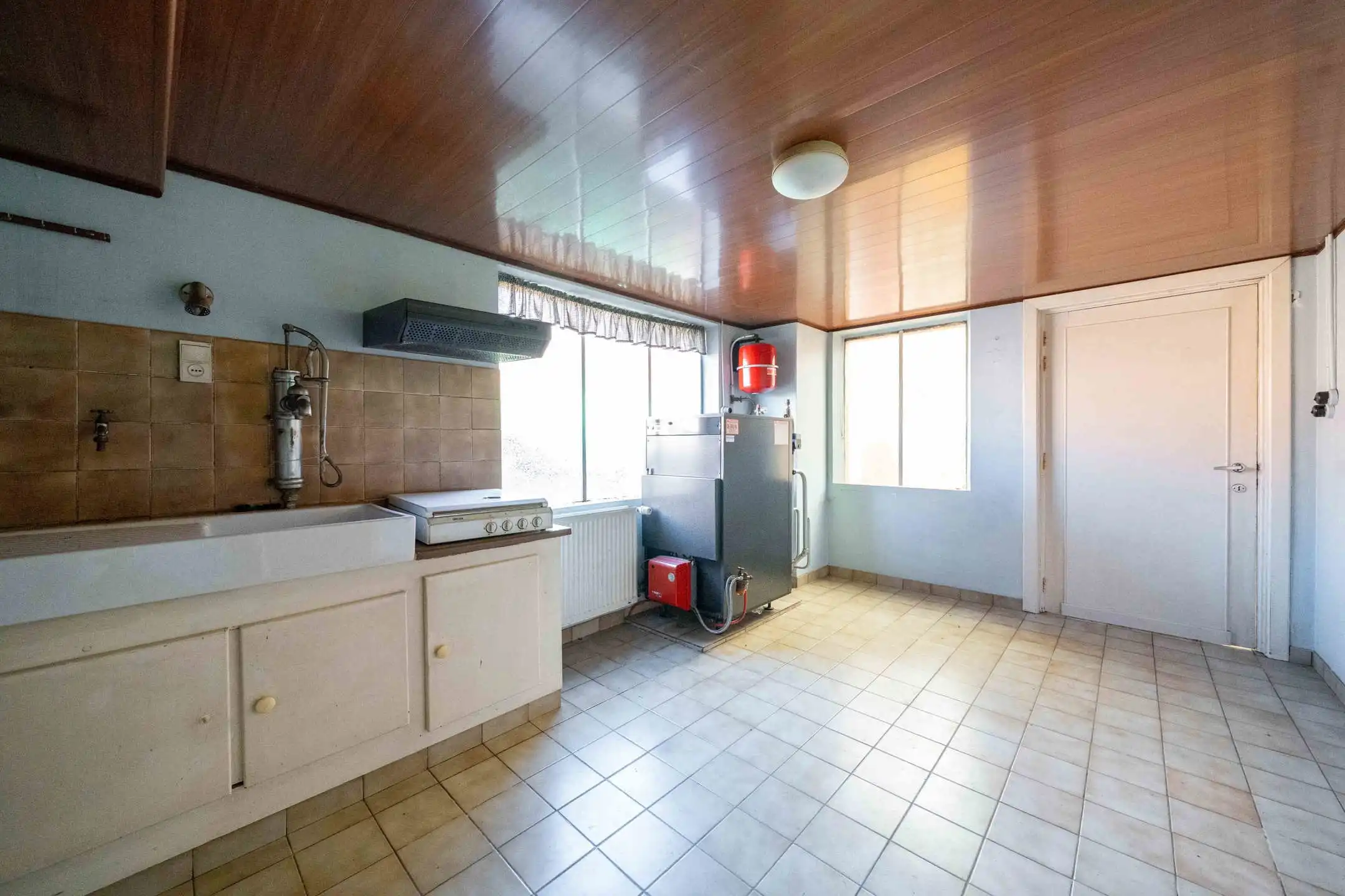 Te renoveren woning met ruime tuin en garage op 7a08ca foto 20