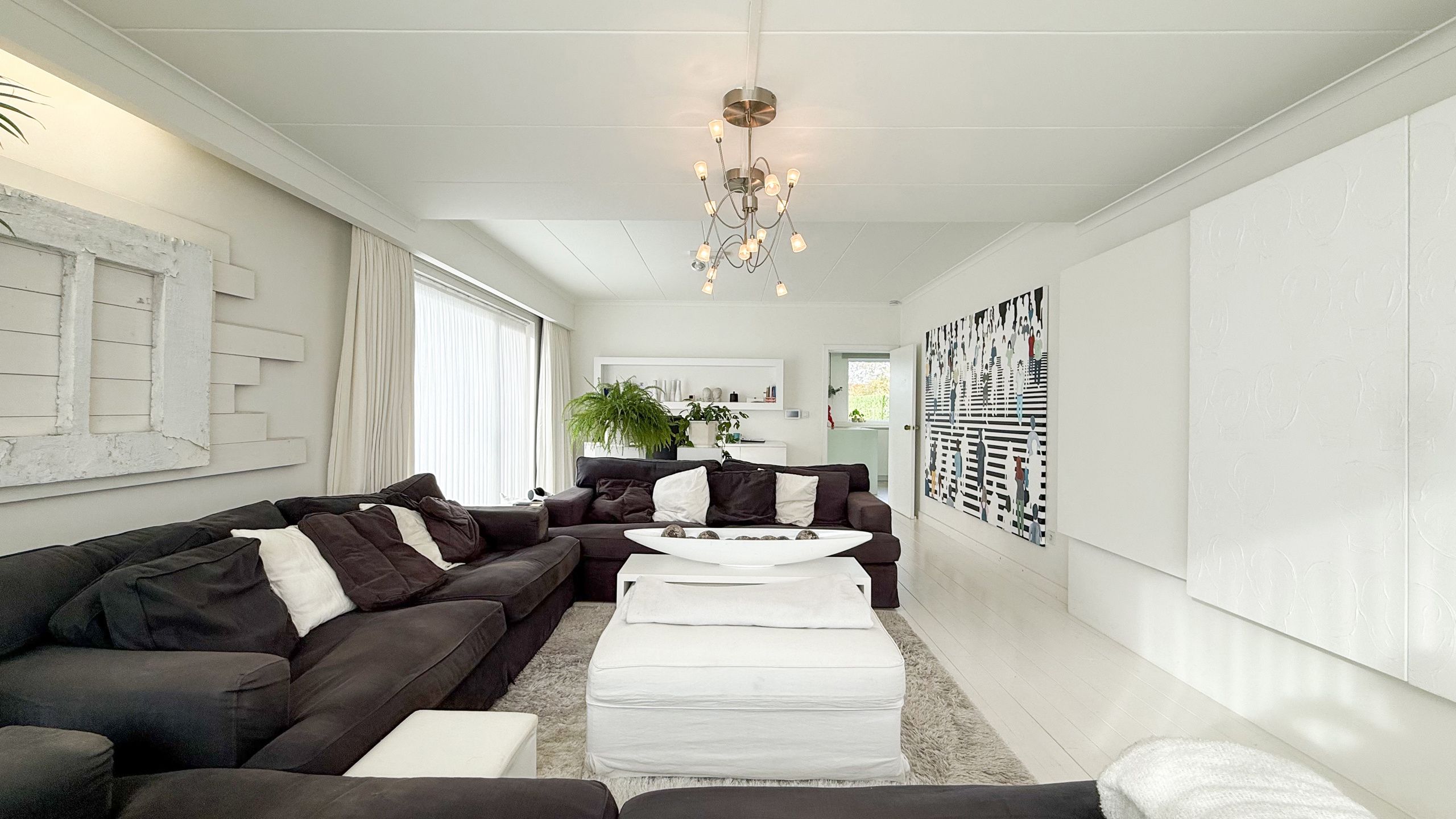 Charmante woning op 18are grond, grote tuin en ruime garage! foto 2