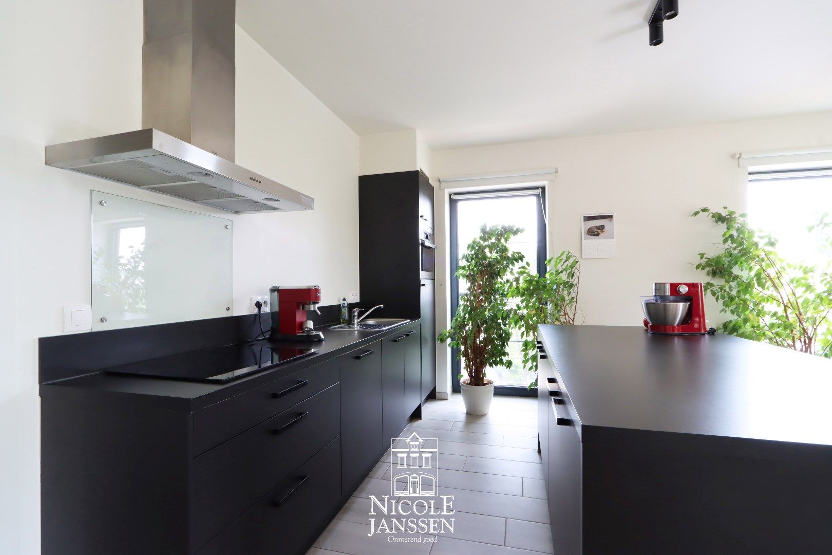 Ruim ingedeeld penthouse met drie slaapkamers en ruim terras in het centrum  foto 7