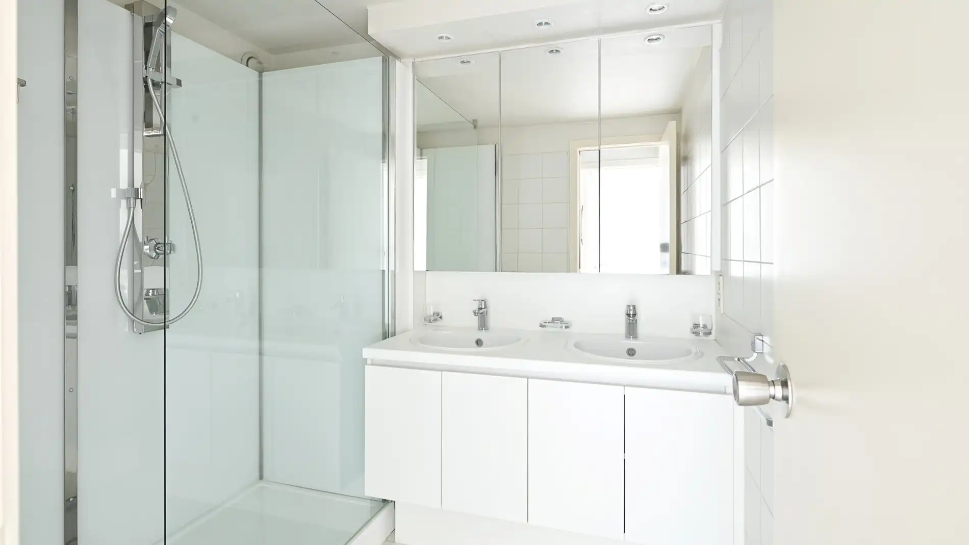 Appartement aan de zonnekant van de Lippenslaan foto 13