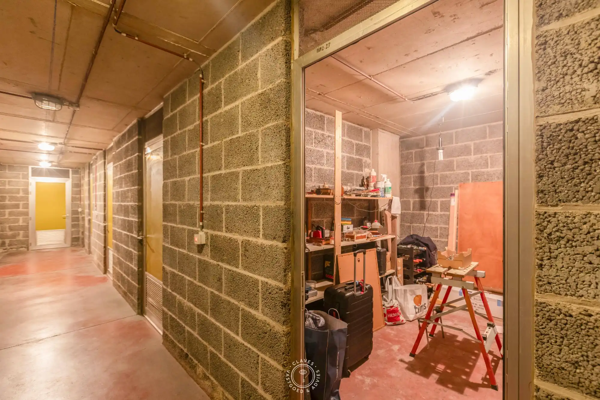 Ruim 3-slaapkamerappartement op interessante centrale ligging in Sint-Niklaas foto 14
