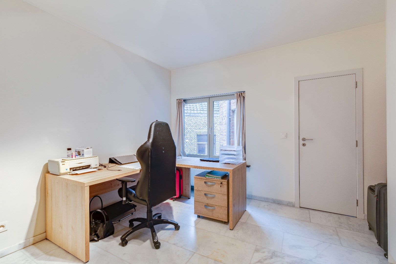 Zeer ruim 1-slaapkamer appartement met bureauruimte foto 12