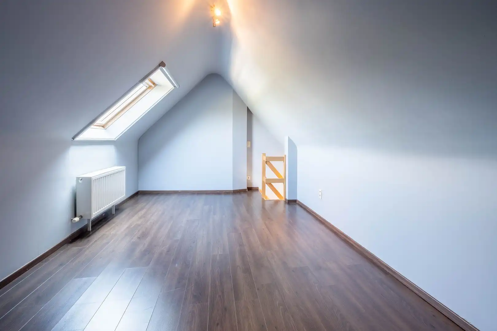 Modern duplex appartement met 2 slaapkamers foto 10