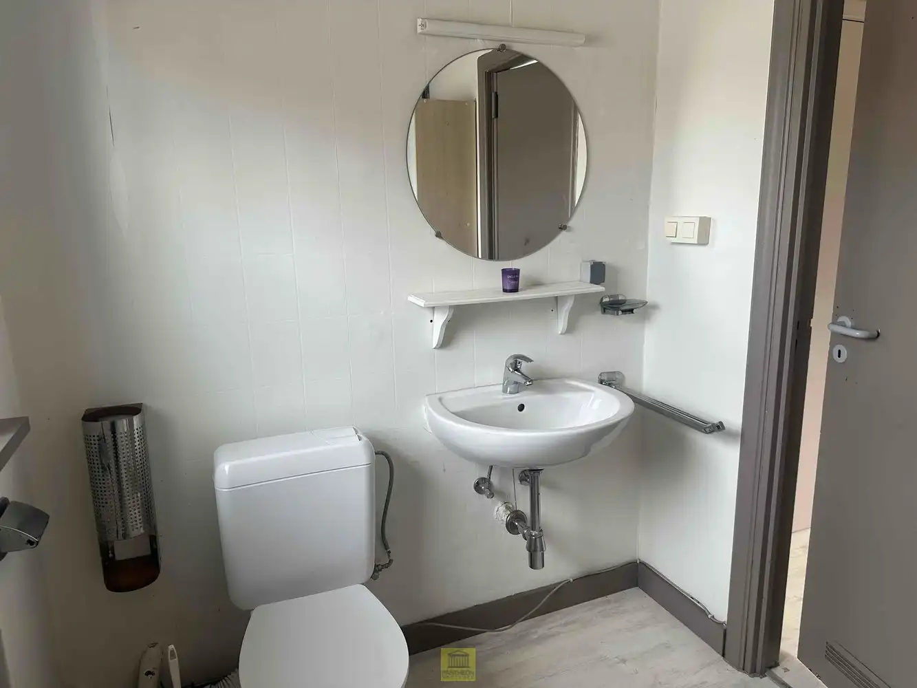 HANDELSPAND MET RUIM BOVENGELEGEN APPARTEMENT foto 18
