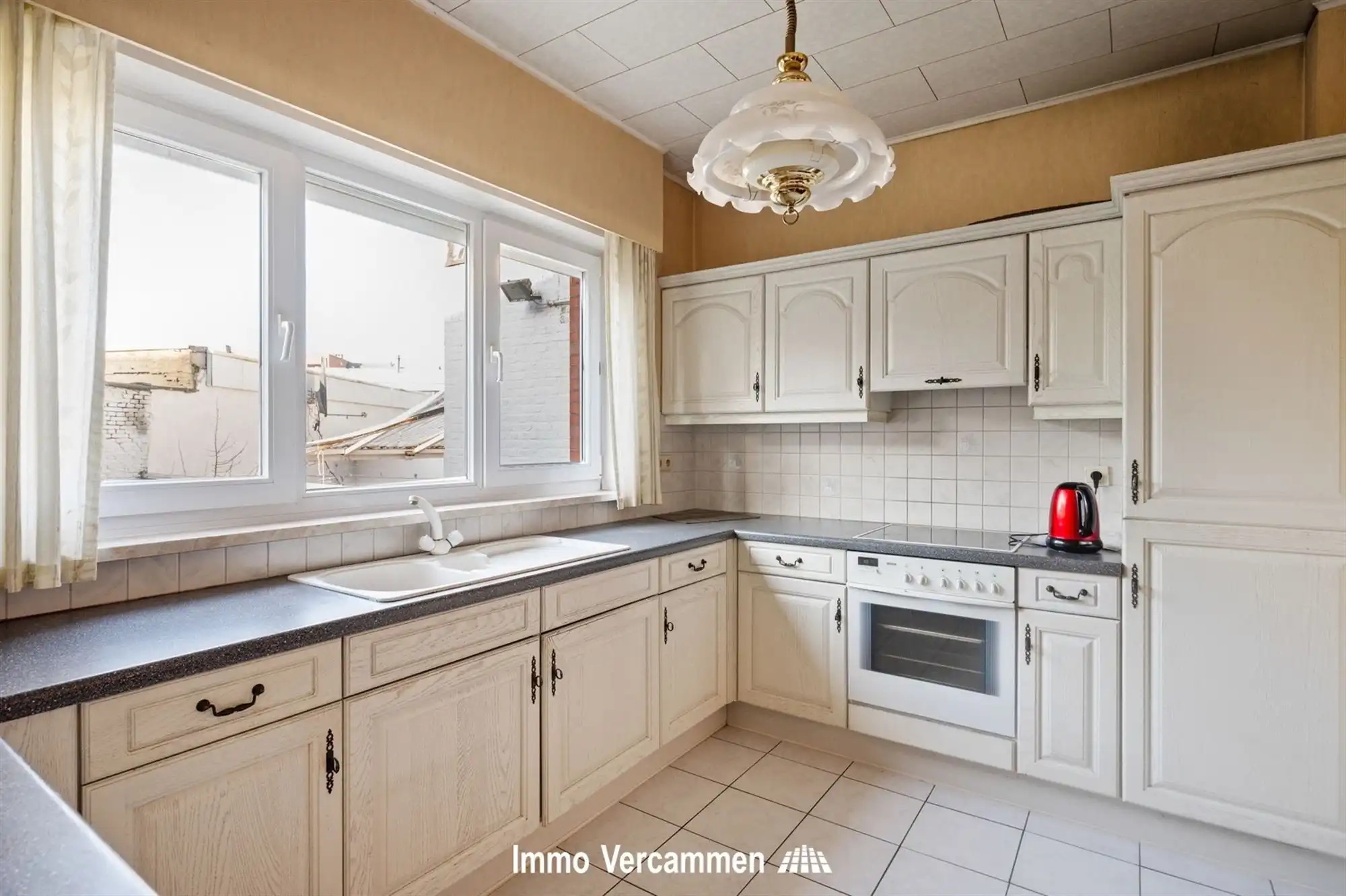 Op te frissen woning te Mechelen-Zuid, nabij het Vrijbroekpark foto 6