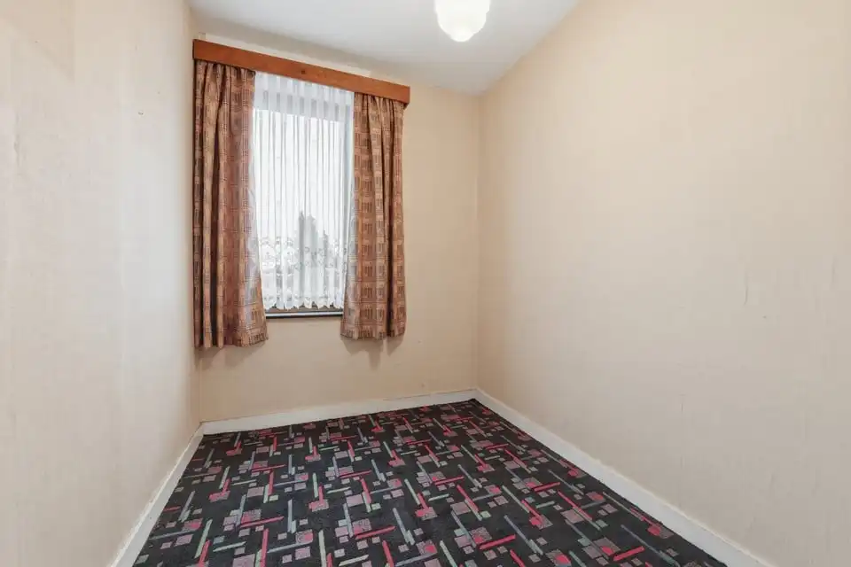 TE RENOVEREN GEZINSWONING OP EEN MOOI PERCEEL IN ZEPPEREN foto 22