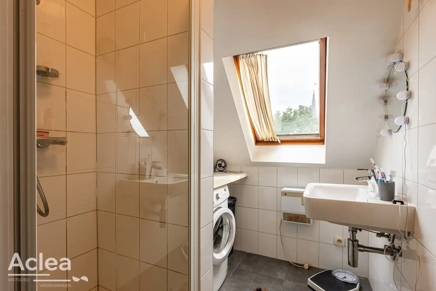 Dakappartement met 1 slaapkamer, 2 terrassen én parkeerplaats - Ideaal voor starters of als investering! foto 14