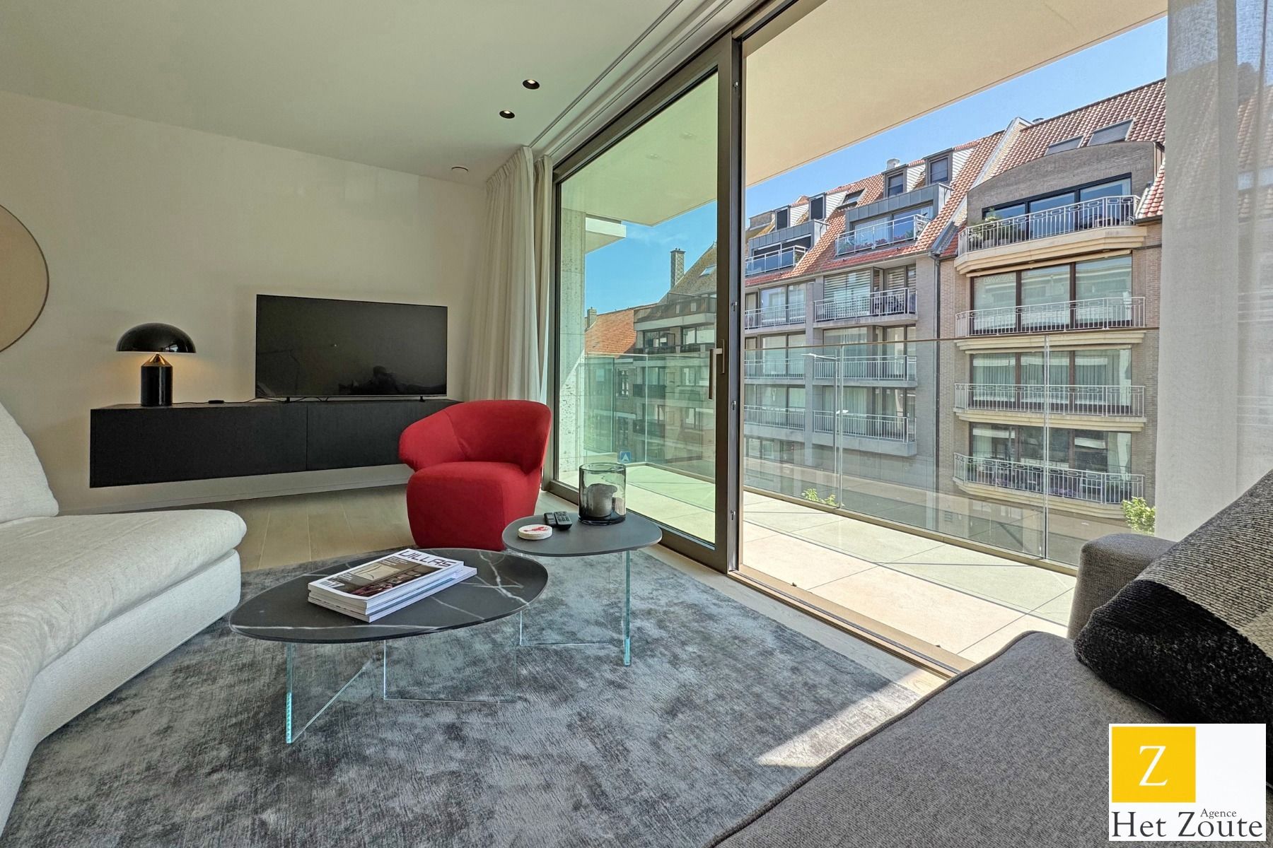 Hoogwaardig afgewerkt app op toplactie met aangenaam terras foto 2