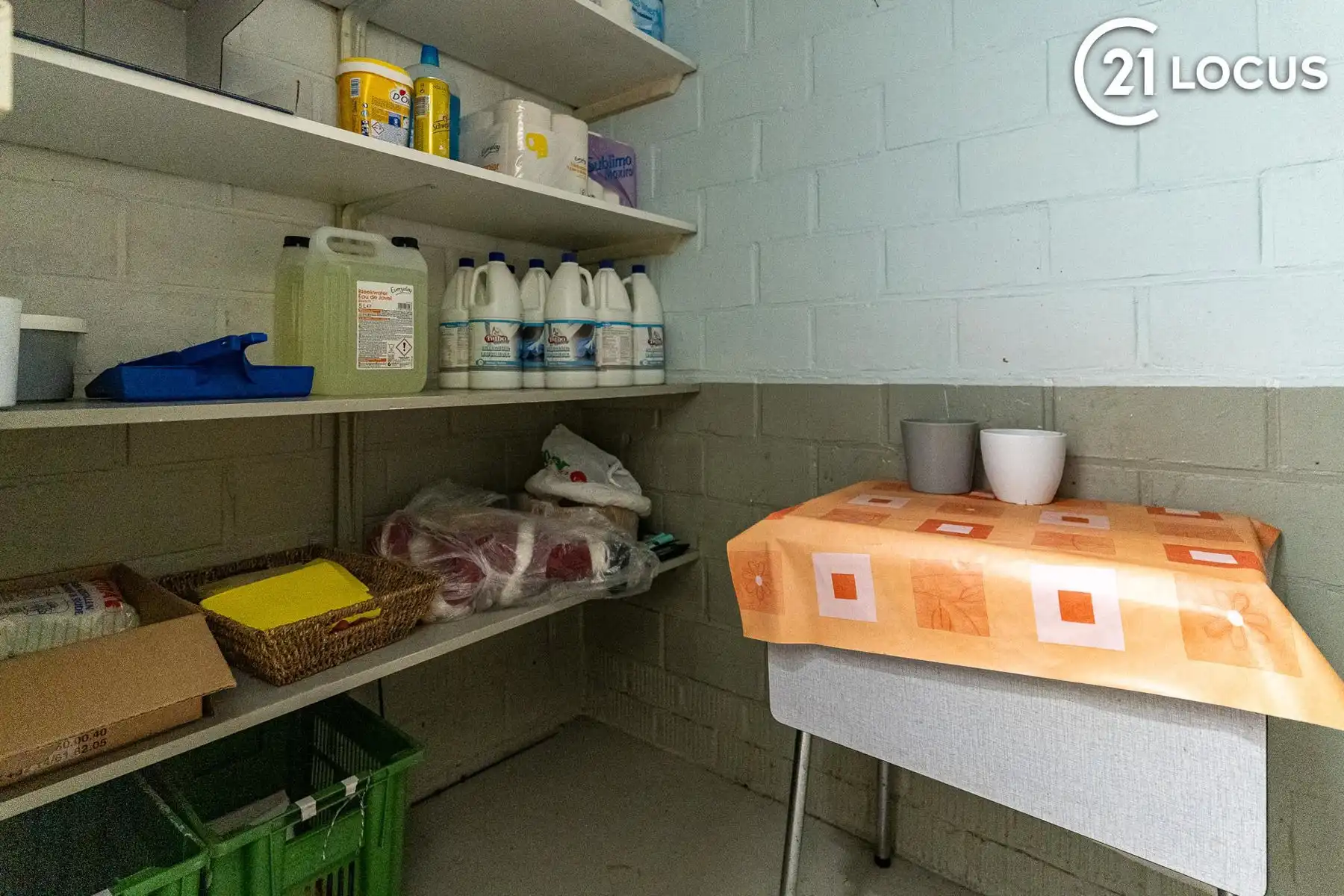 Stijlvol 2-slaapkamer appartement met balkons en airco in Beveren foto 13