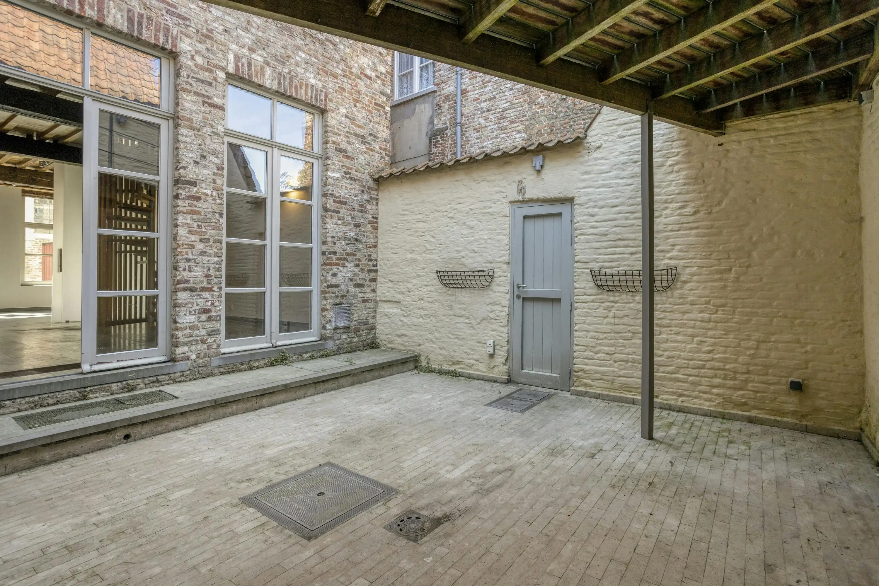 Authentiek huis te koop in het hart van Brugge foto 17