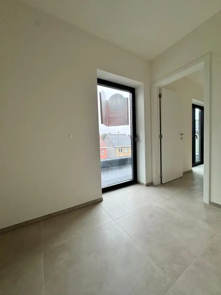 Nieuwbouw-2-slpkapp. met ruim terras foto 9