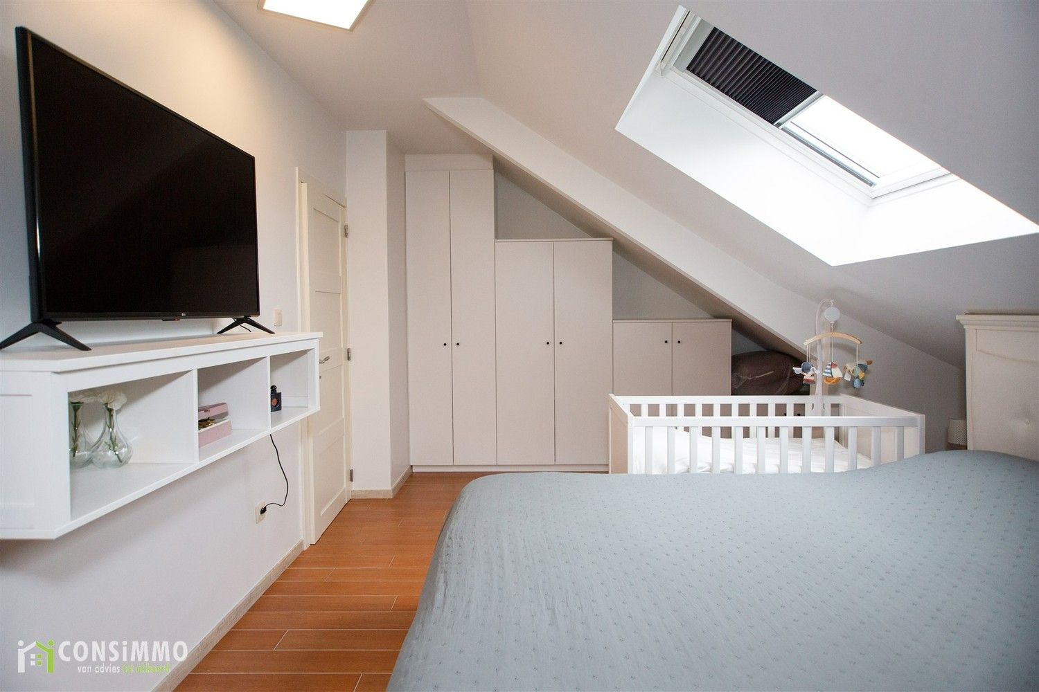 Ruim duplexappartement met 2 slaapkamers en 2 terrassen in Genk foto 23