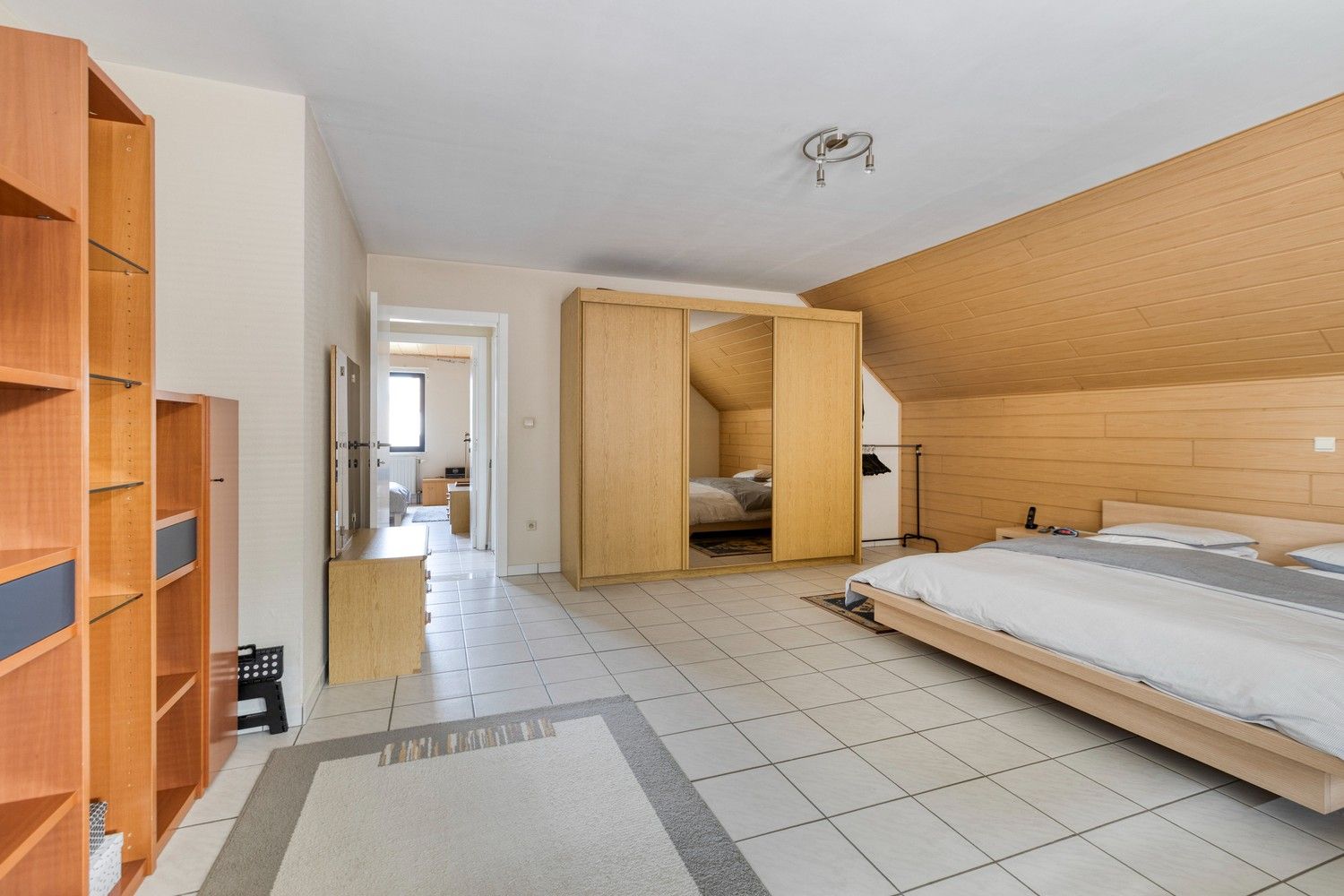 Instapklare woning in een bosrijke, rustige buurt te Maasmechelen! foto 20