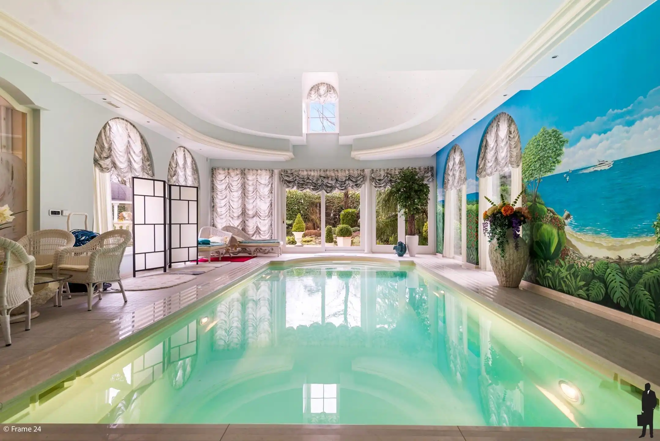 Exclusieve stijlvilla met binnenzwembad, wellness en hoogwaardige afwerking op toplocatie te Essen foto 21