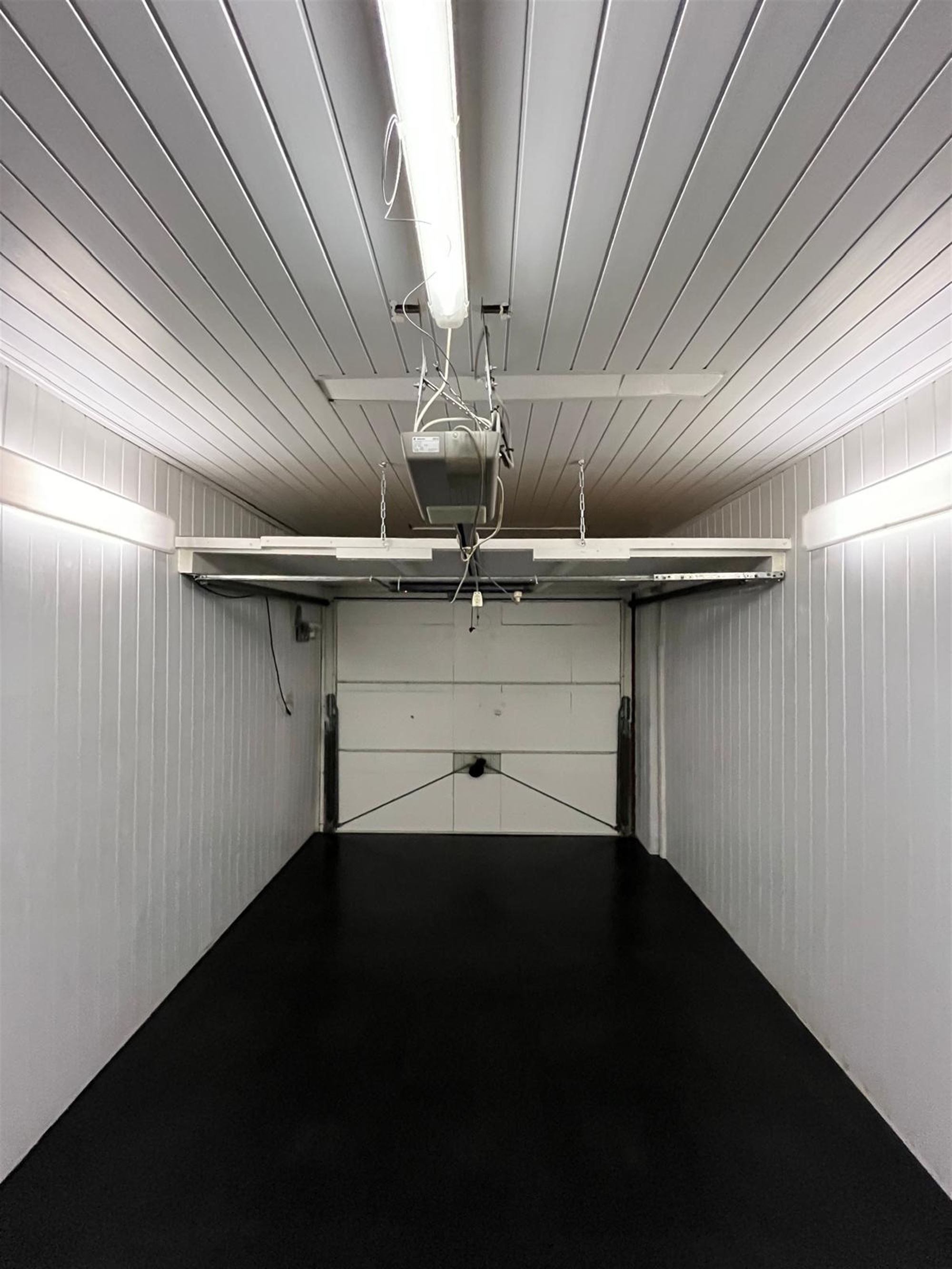 Ruime garagebox in Linkeroever te koop foto 3