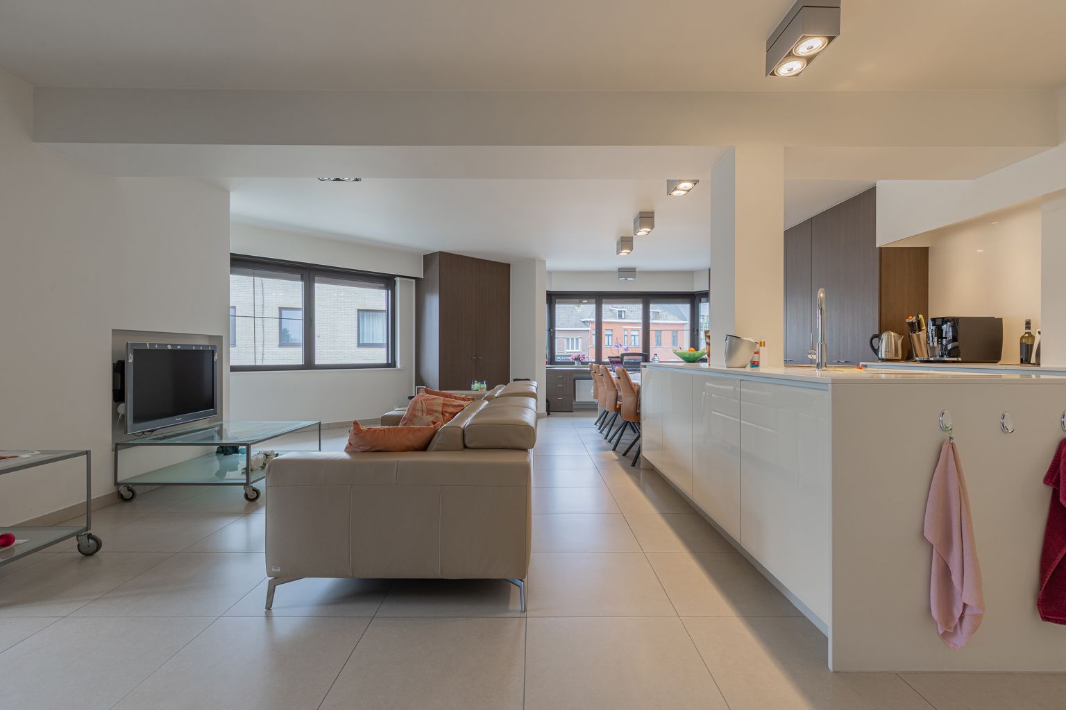 Appt 1e verdiep met 3 slpk in hartje Opwijk! foto 8