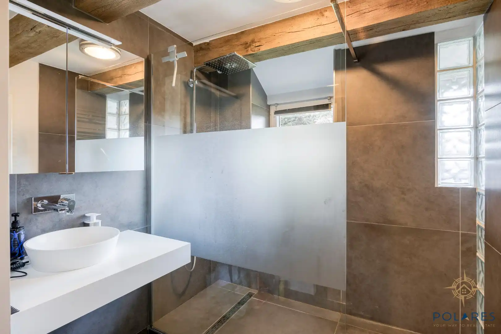 Exclusieve villa met 6 slaapkamers + aparte studio foto 19