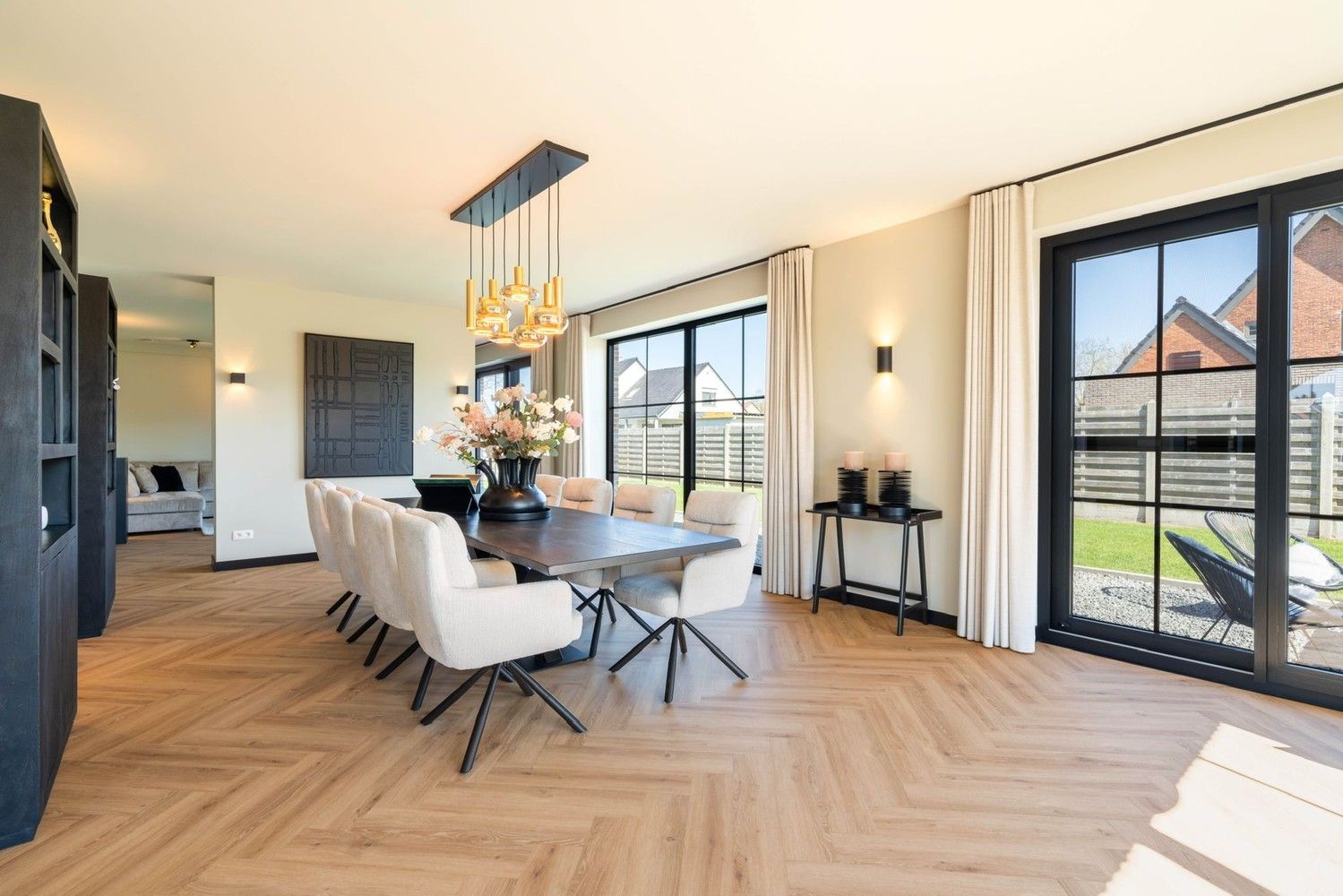 Prachtig luxueuze villa met hoogwaardige materialen in een doodlopende straat te Achel foto 8