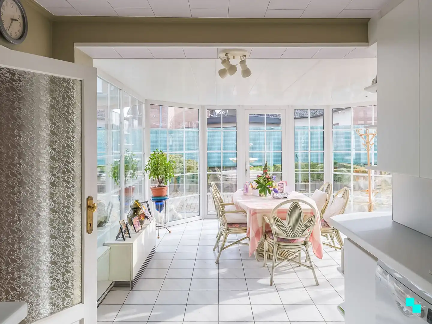 Charmante te renoveren woning te Merelbeke Kwenenbos foto 12