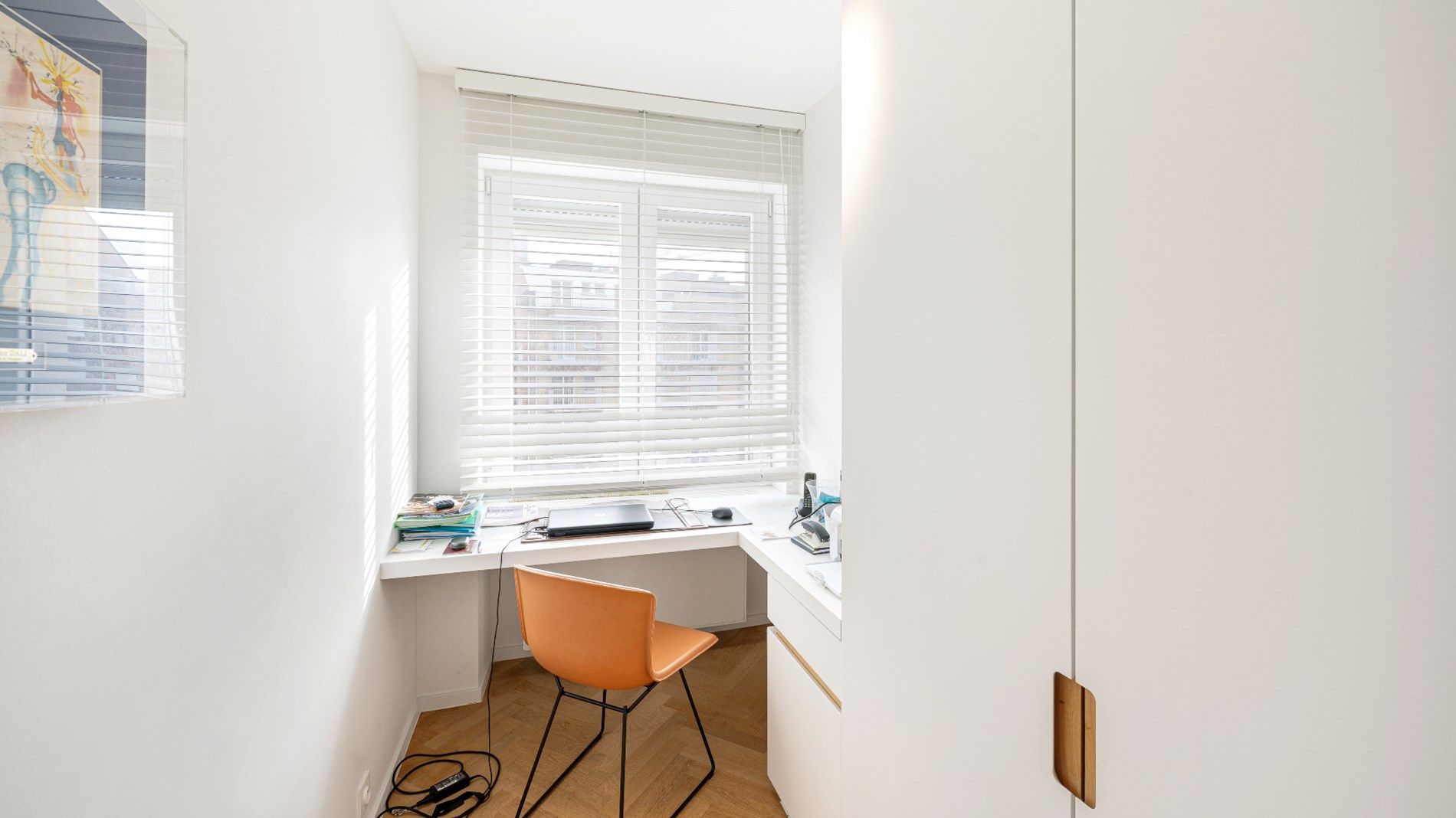 Luxueus vernieuwd appartement op de Zeedijk vlakbij het Rubensplein te Albertplage. Garage te koop foto 21