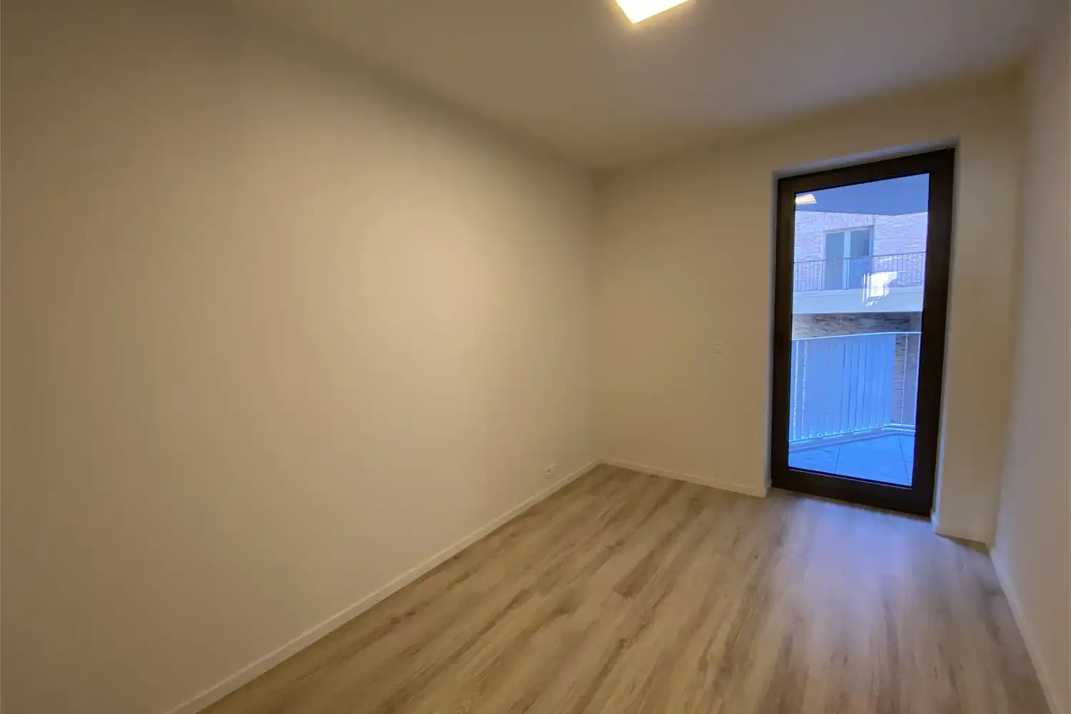 Luxe-duplex in de Cadixwijk foto 14