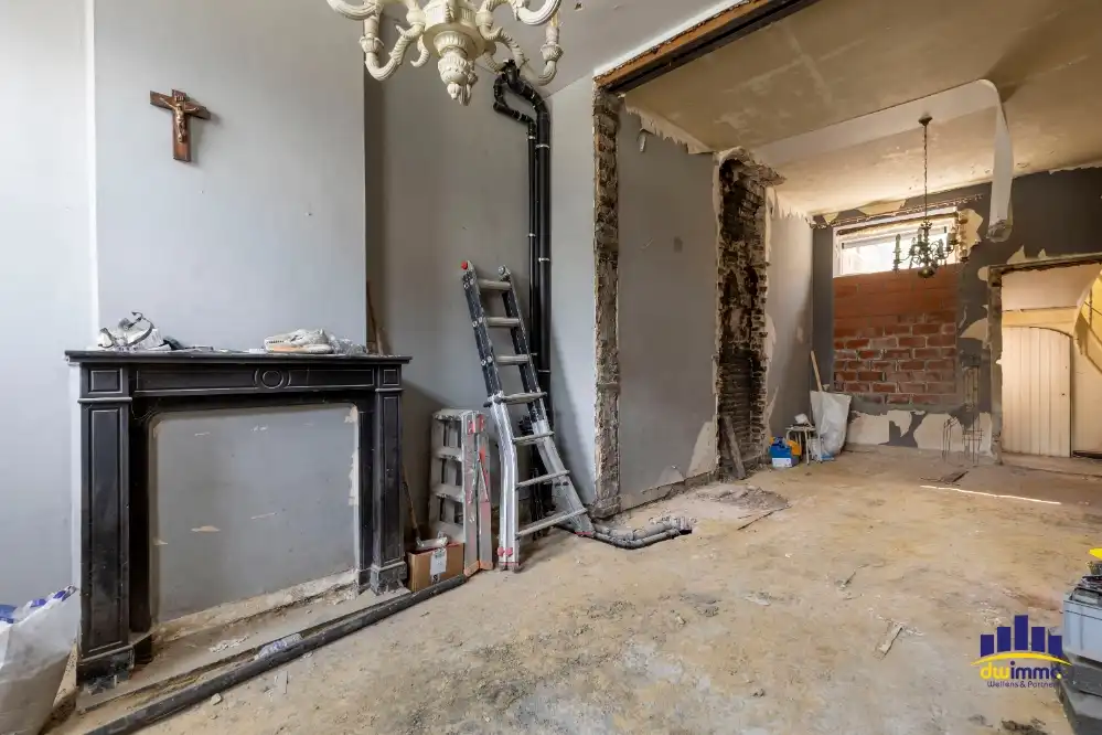 Te koop – stijlvolle herenwoning in renovatie op topligging in Izegem foto 5