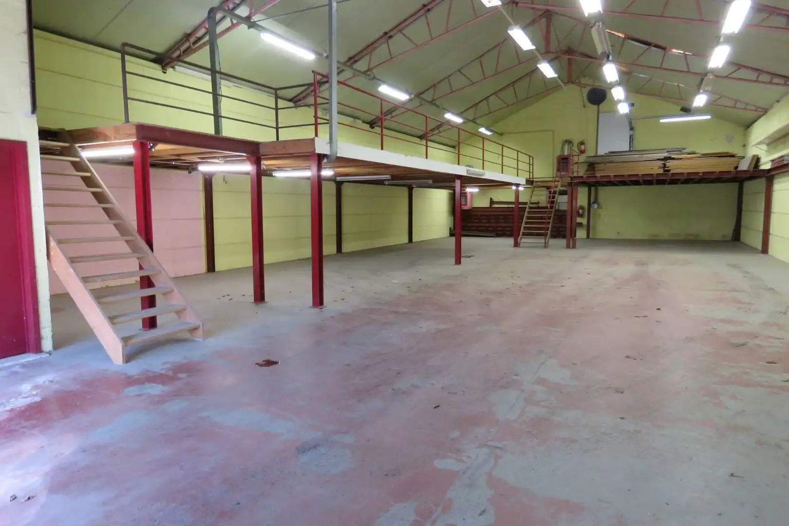 Loods/opslagruimte (250 m²), Torhout foto 2