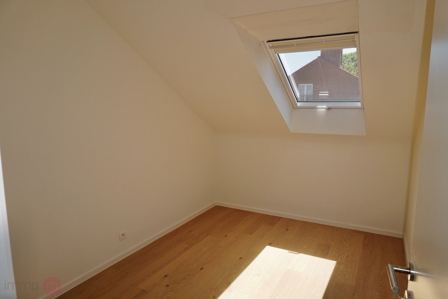 Nieuwbouwwoning te huur met 3 slaapkamers, tuin en parkeerplaats foto 24