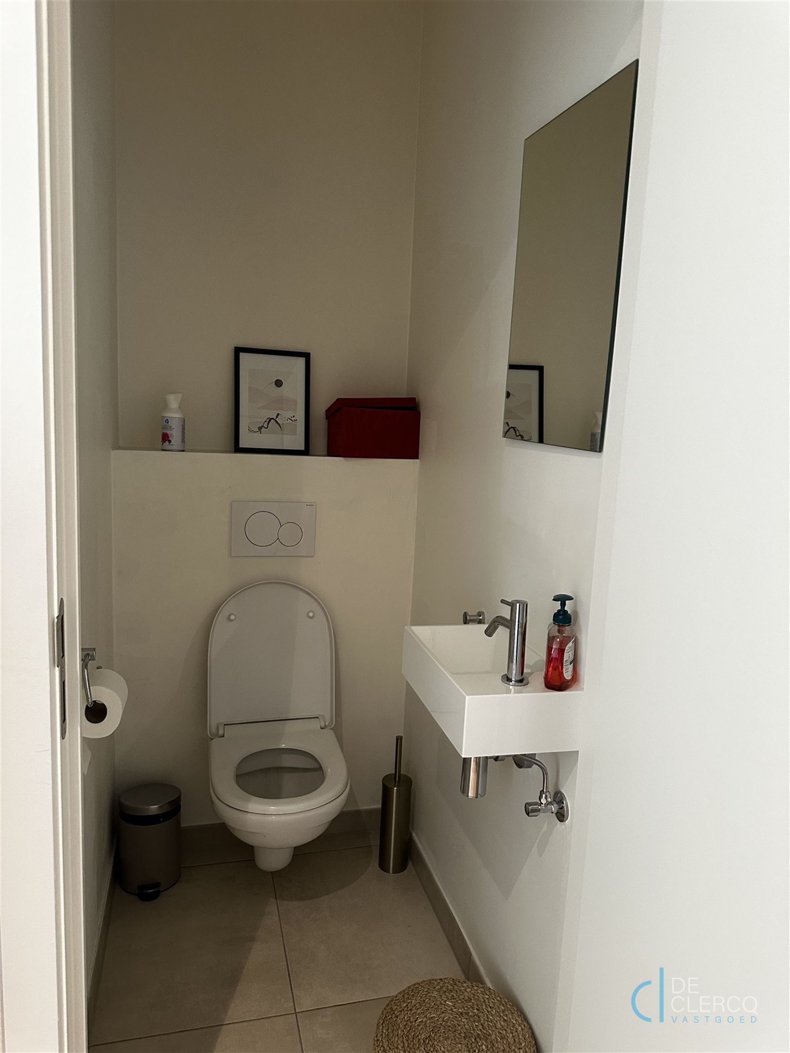 Tijdloos en duurzaam appartement TE HUUR op topligging in Lochristi! foto 11