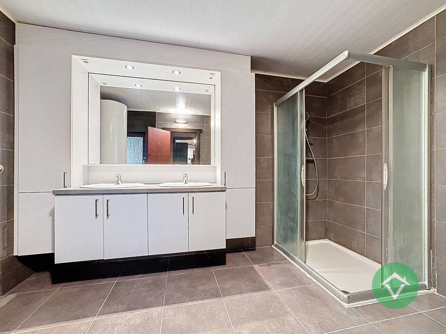 Alleenstaande woning met vele mogelijkheden te Ichtegem  foto 7